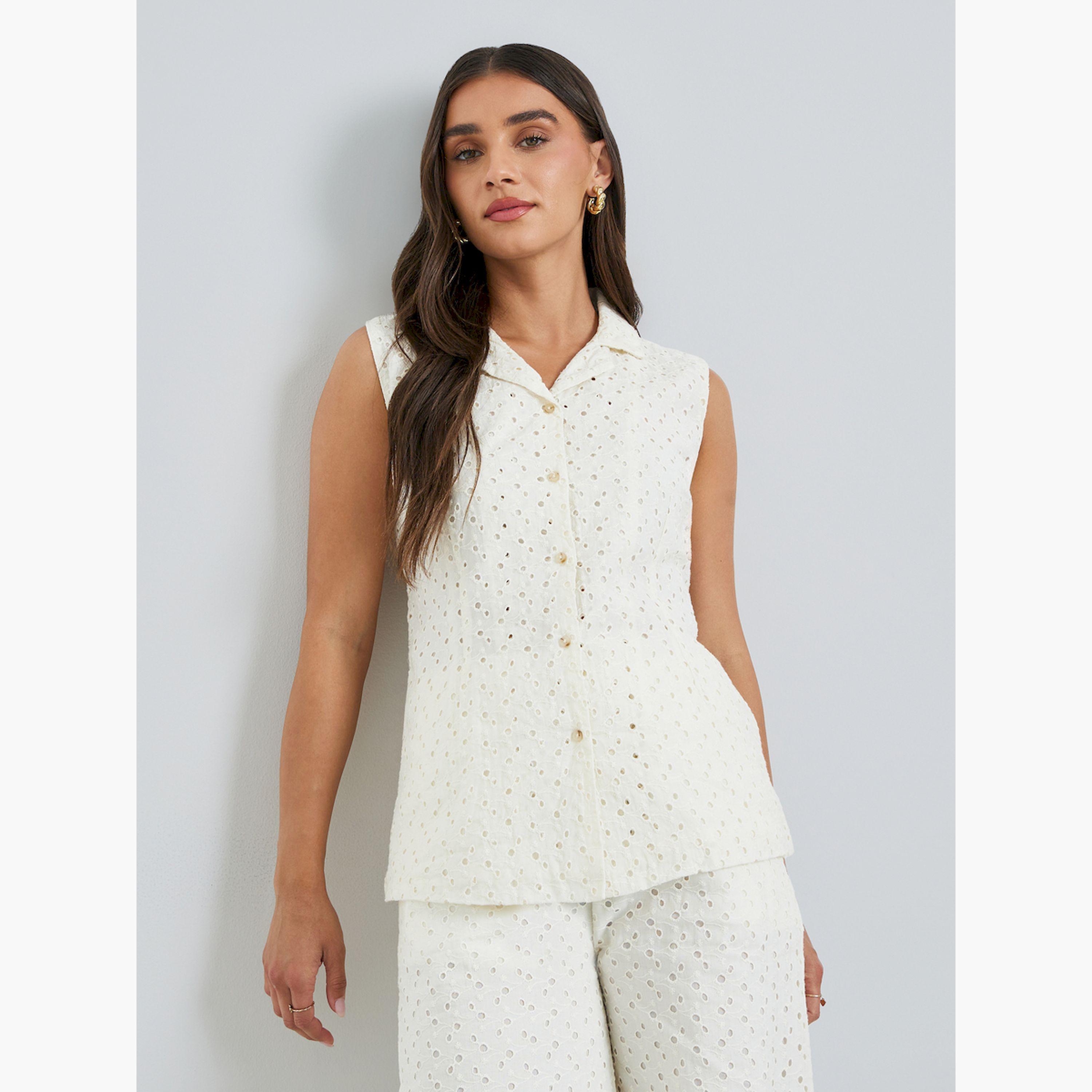 بلوزة بلا أكمام بتفاصيل ثقوب-women-clothing-shirtsandblouses-blouses-image-1