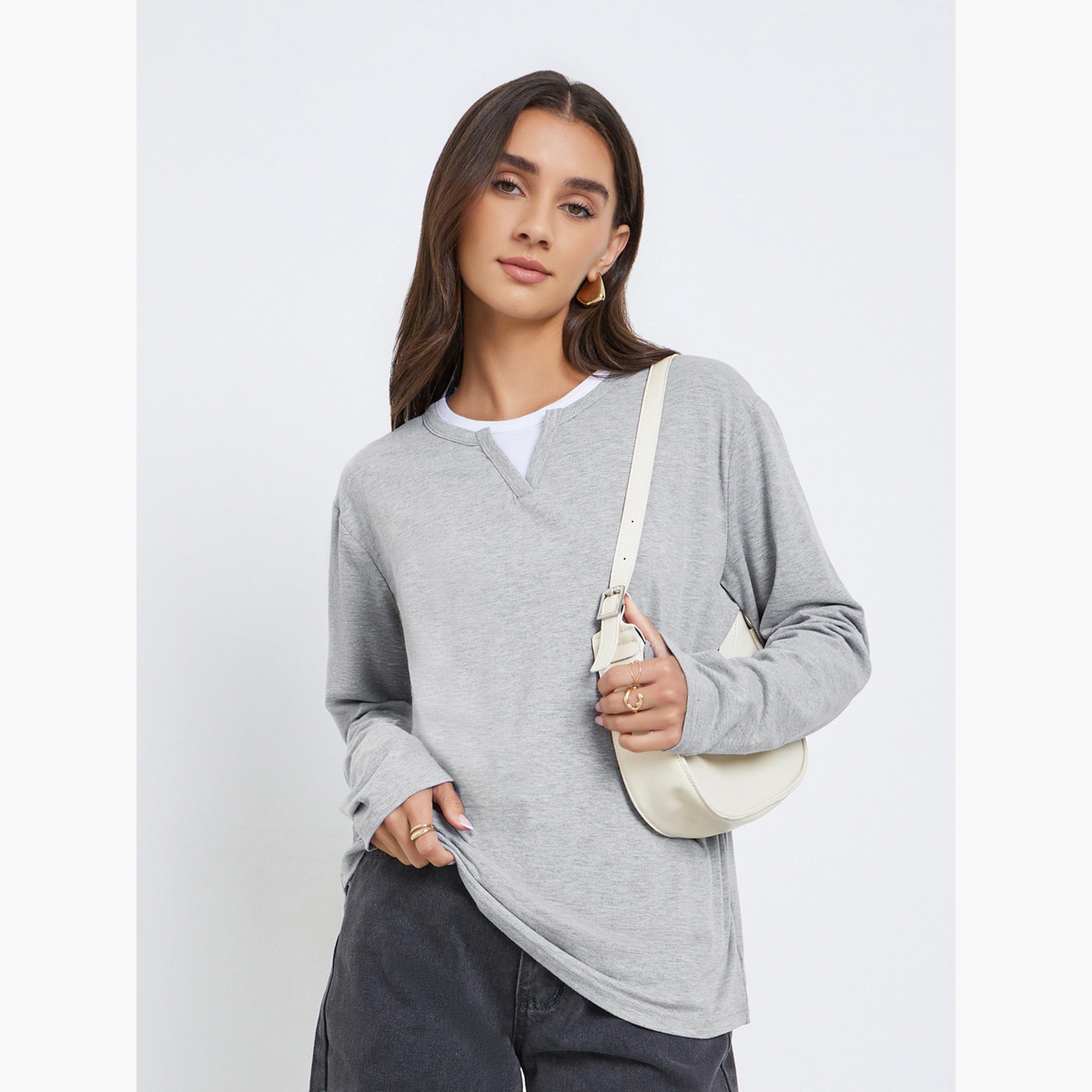 ستايلي - تي شيرت رمادي مقاس واسع محبوك برقبة متباينة-women-clothing-tshirts-image-1