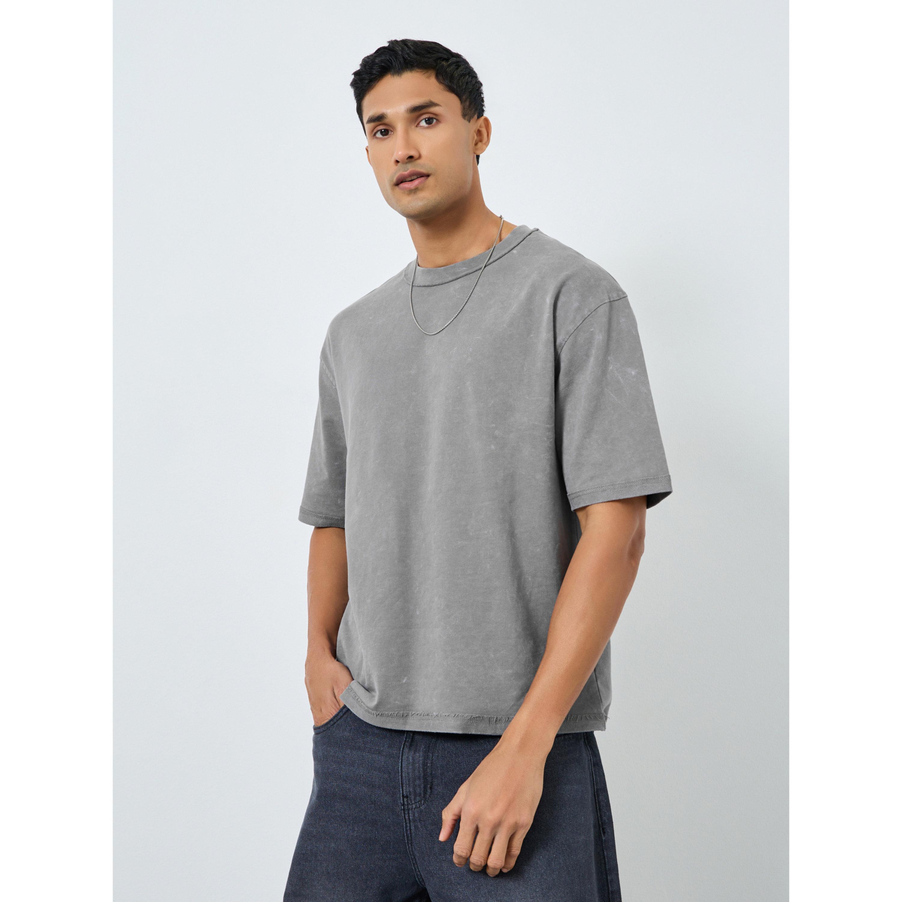 تيشيرت تيري مضلع واسع بحواف منسلة ونمط مغسول-men-clothing-tshirtsandpolos-tshirts-image-1