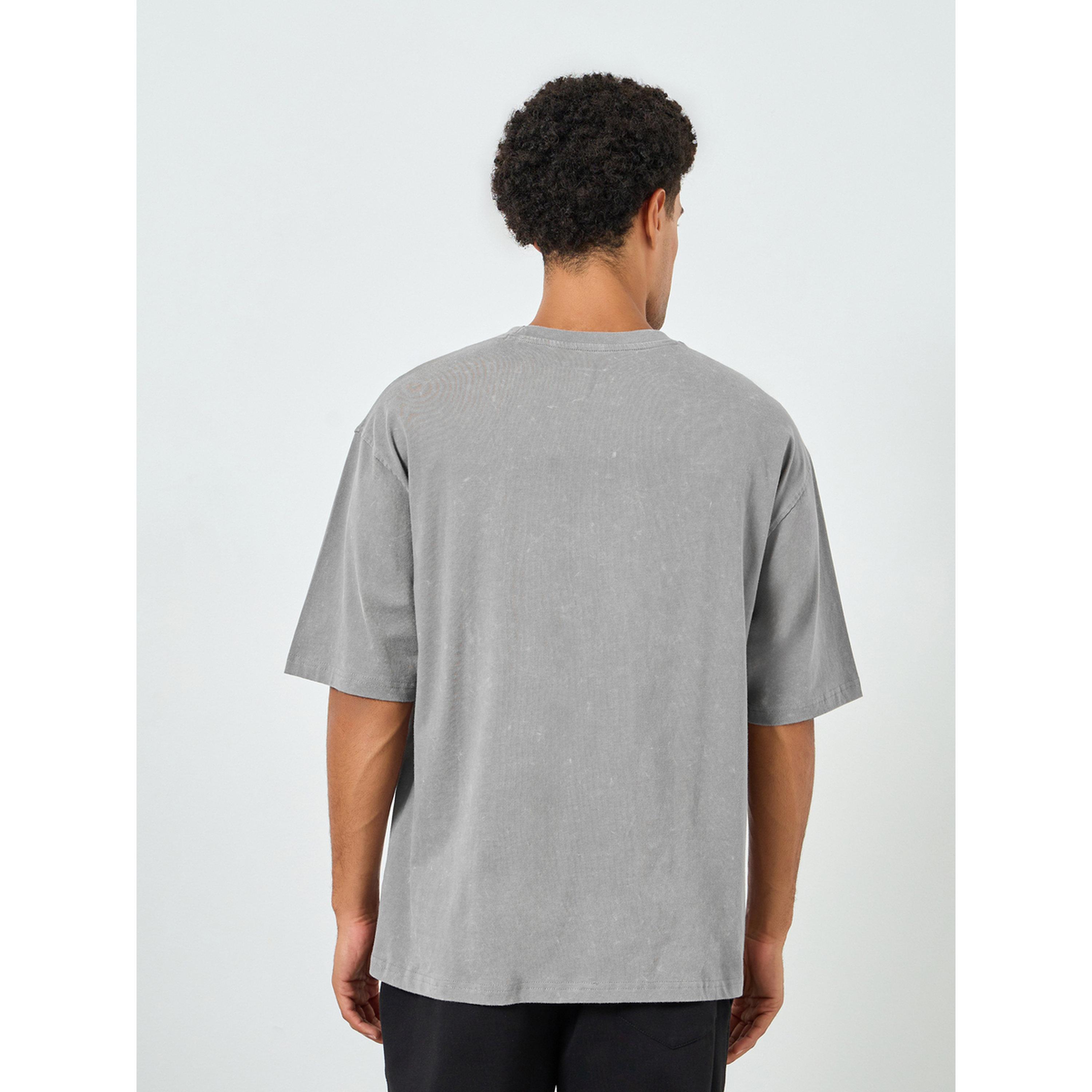 تيشيرت جيرسي ثقيل بغسيل حمضي وقصة واسعة للرجال-men-clothing-tshirtsandpolos-tshirts-image-4