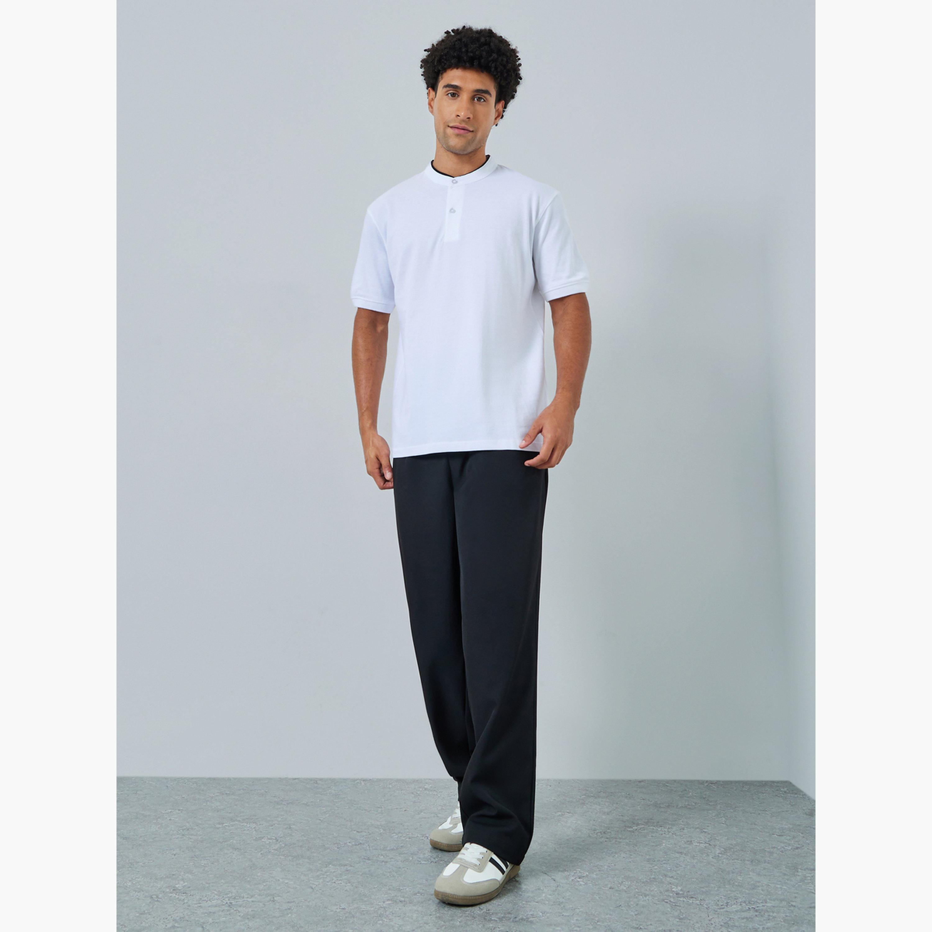 قميص بولو بيكيه بياقة قائمة وقصة مريحة-men-clothing-tshirtsandpolos-polos-image-2
