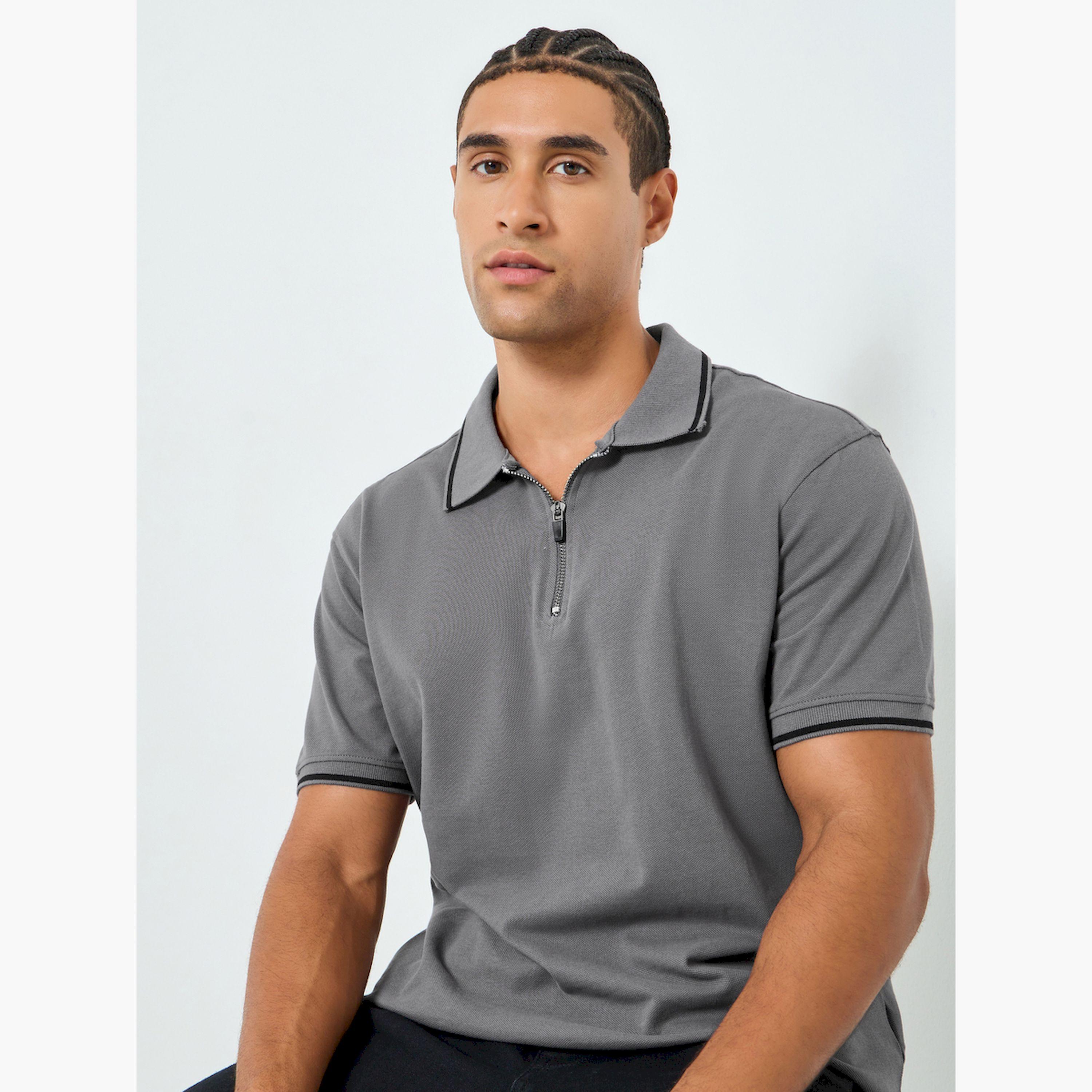 تيشيرت بولو بيكيه بقصة مريحة-men-clothing-tshirtsandpolos-polos-image-3