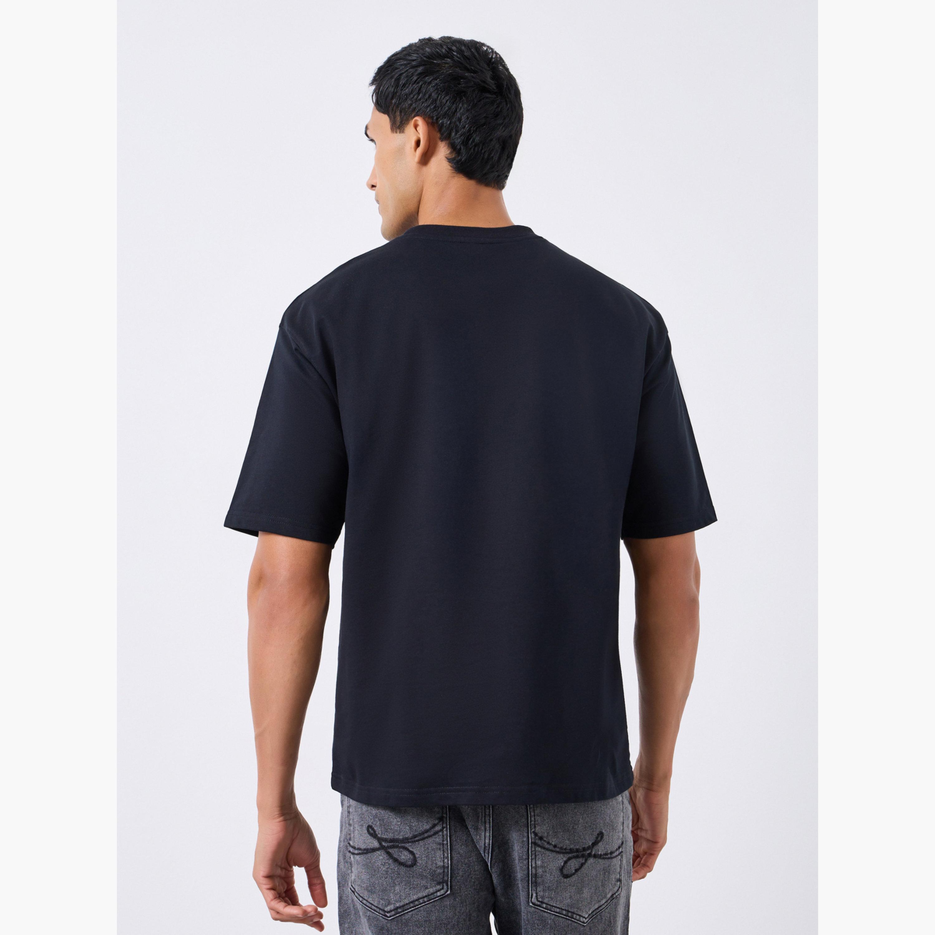 Styli Men Black Graphic Embroidery Oversized T-Shirt-men-clothing-tshirtsandpolos-tshirts-image-4