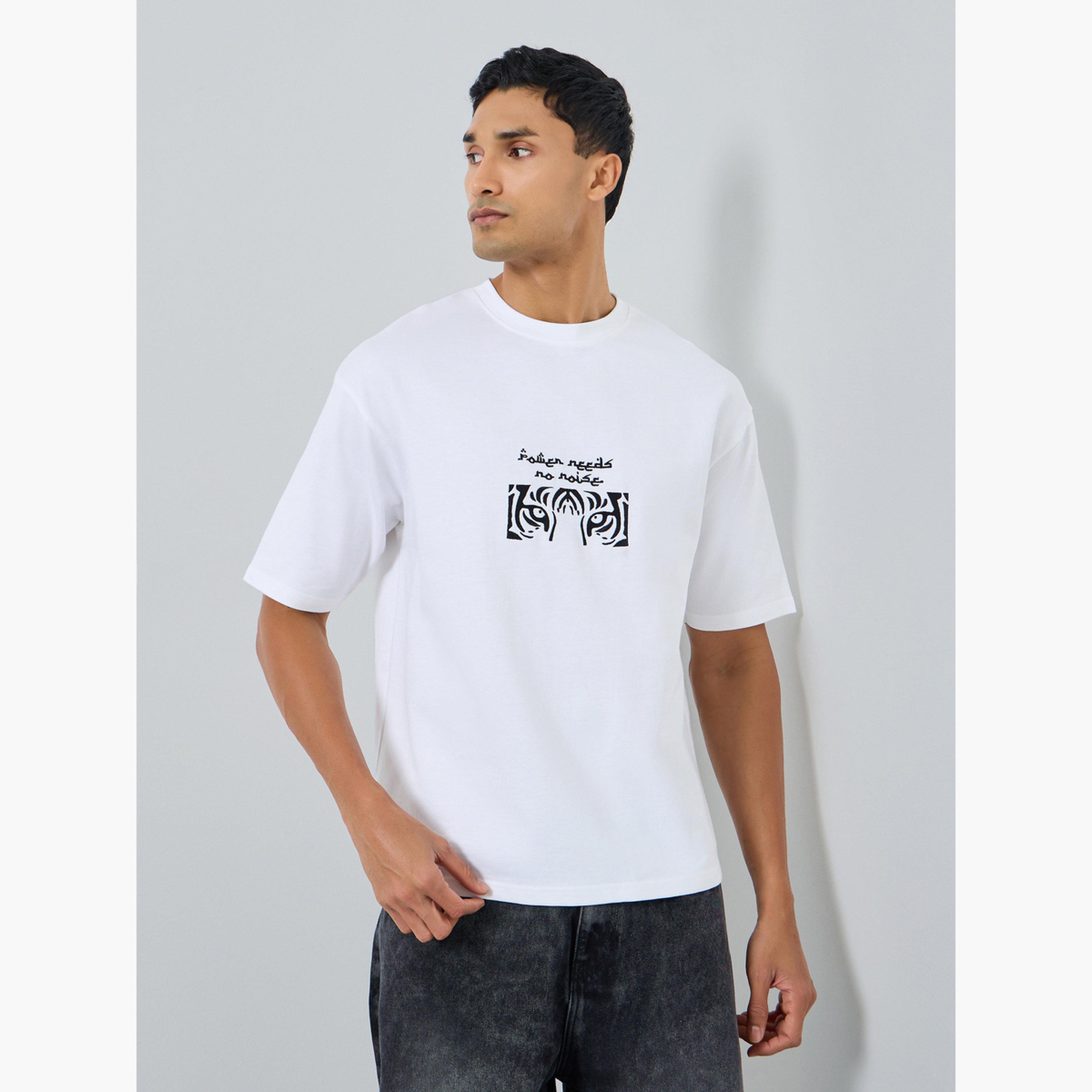 تيشيرت واسع بتطريز نمر-men-clothing-tshirtsandpolos-tshirts-image-1