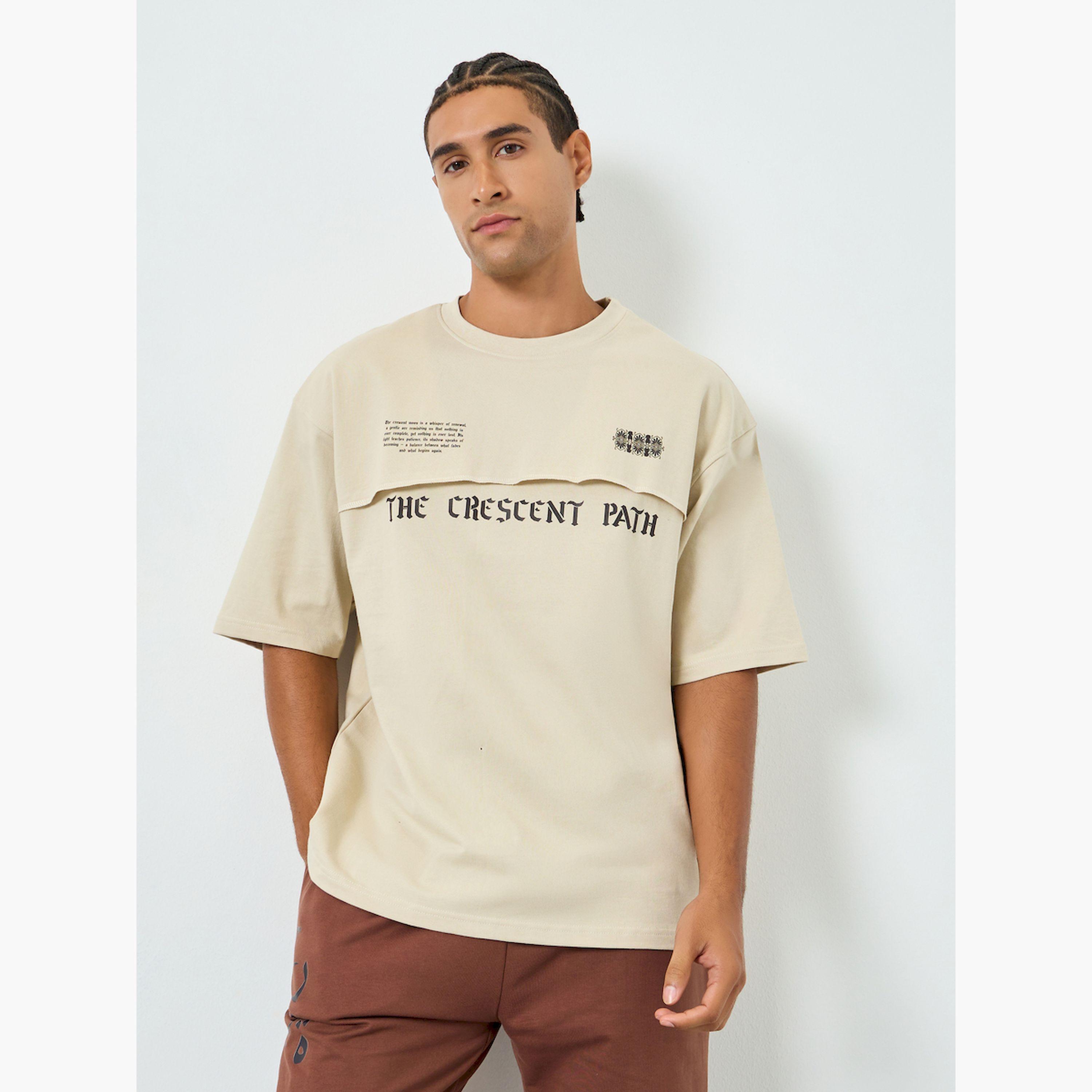تيشيرت واسع مطبع بطبعة جرافيك-men-clothing-tshirtsandpolos-tshirts-image-1