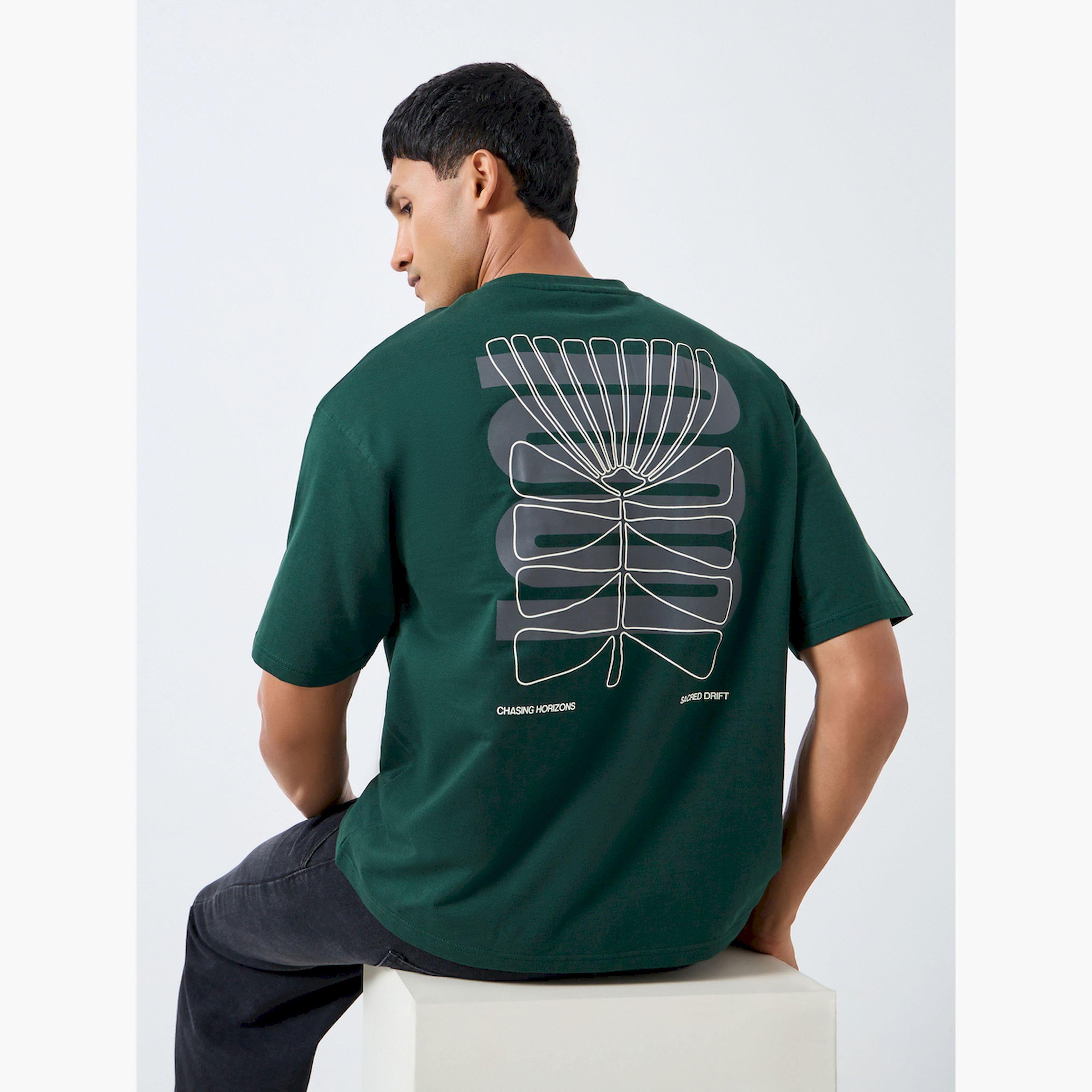 تيشيرت بطبعة جرافيك وقصة واسعة-men-clothing-tshirtsandpolos-tshirts-image-3