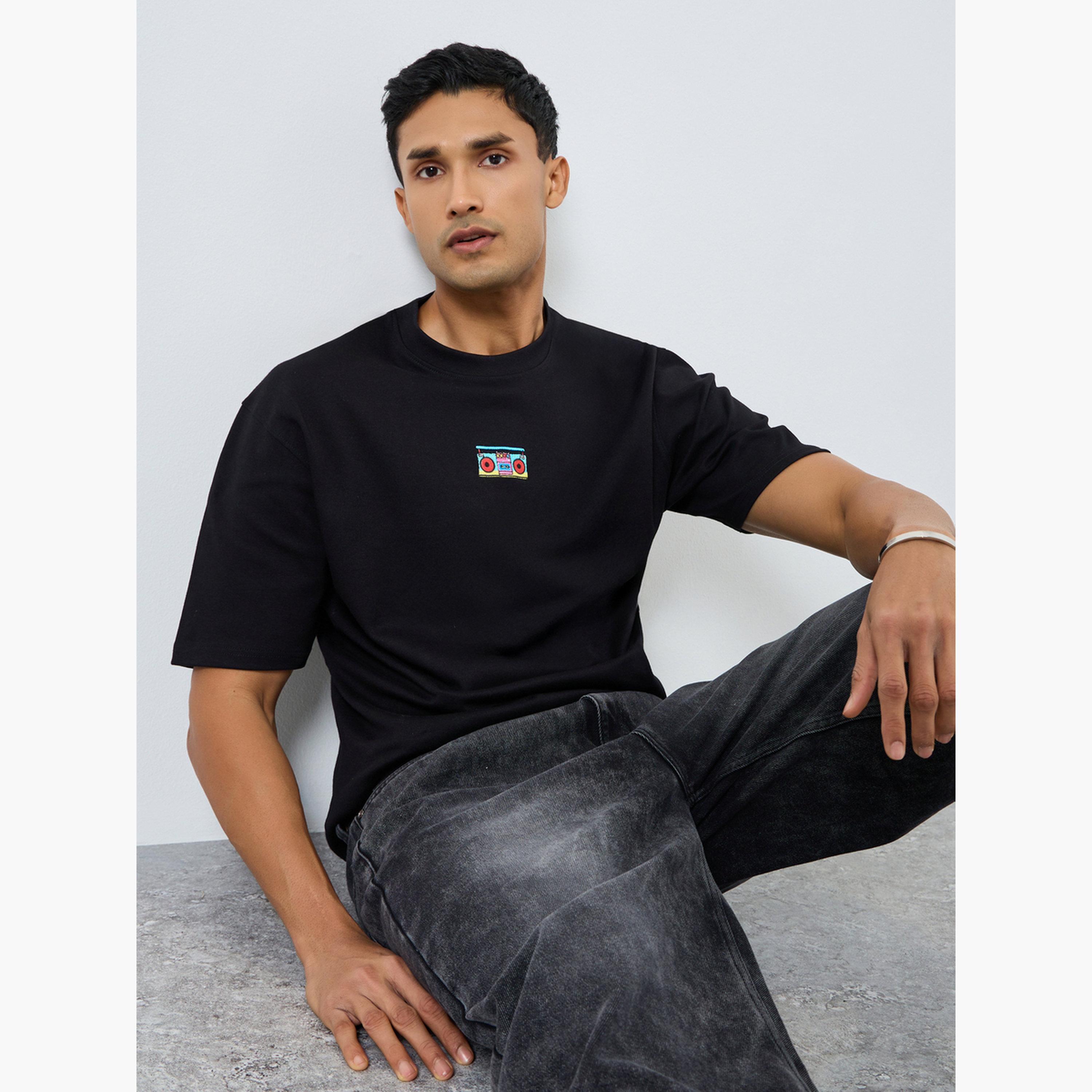 Styli Men Black Oversized Embroidered T-Shirt-men-clothing-tshirtsandpolos-tshirts-image-3
