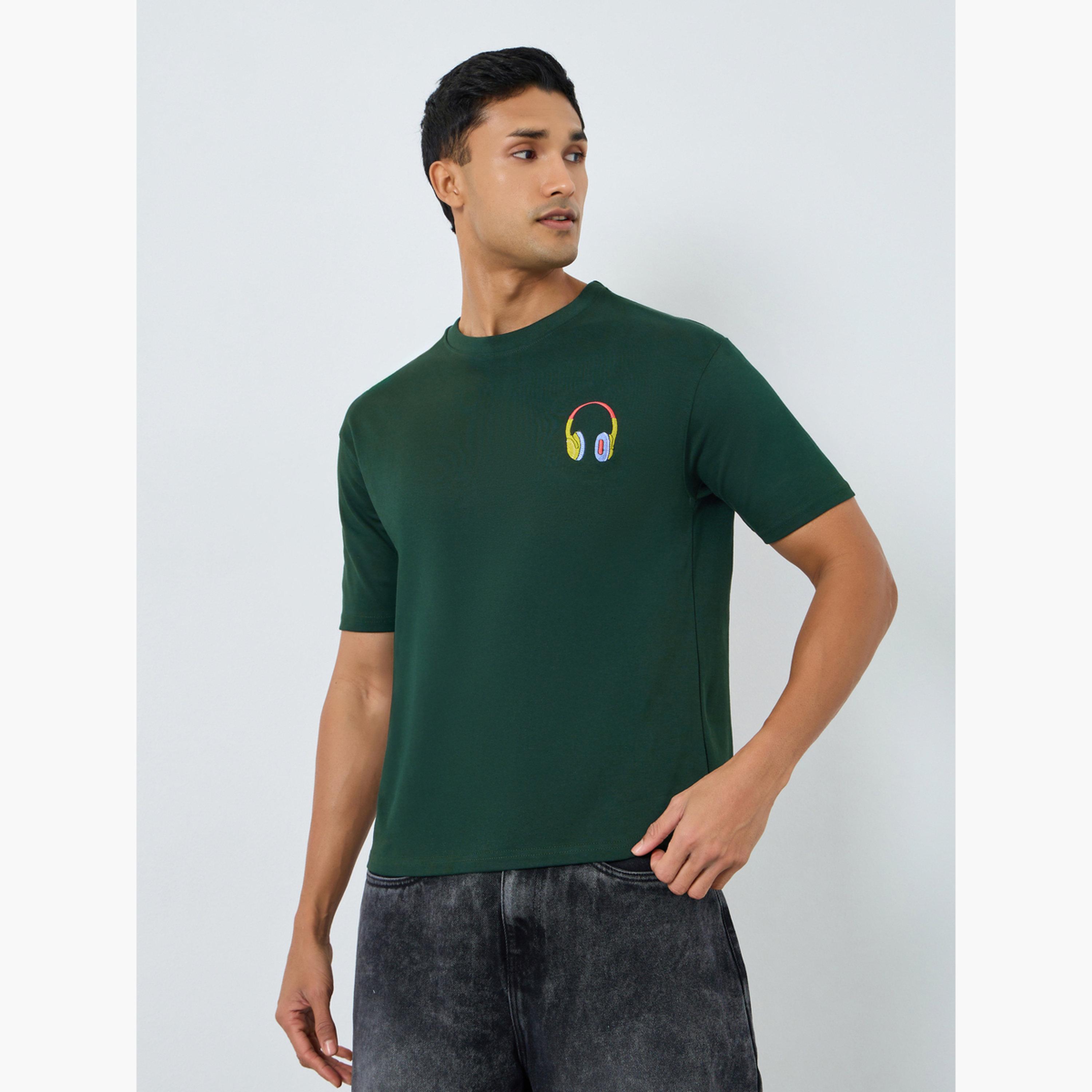 Styli Men Green Embroidered Graphic T-Shirt-men-clothing-tshirtsandpolos-tshirts-image-1