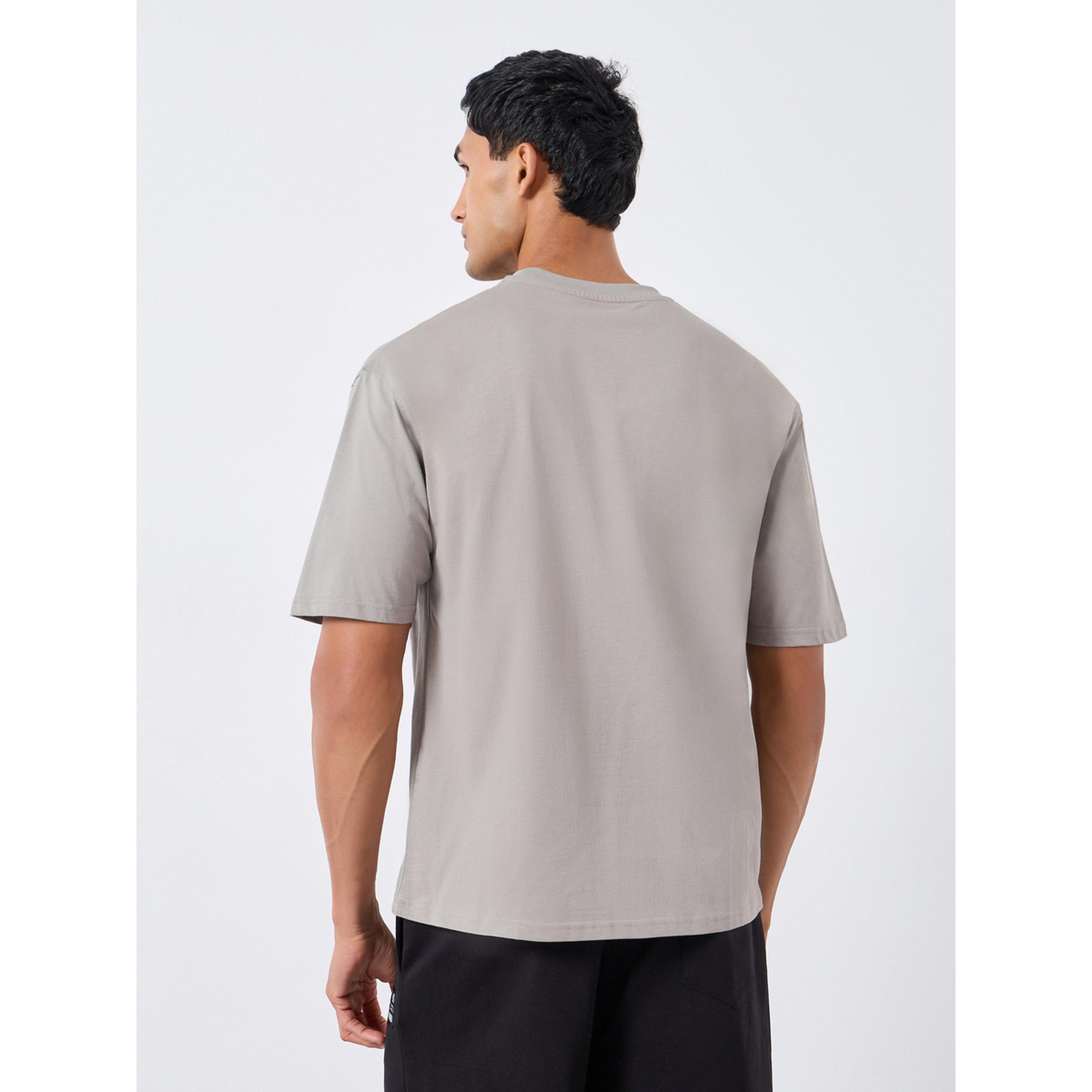 تيشيرت بياقة دائرية وطبعة جرافيك-men-clothing-tshirtsandpolos-tshirts-image-4