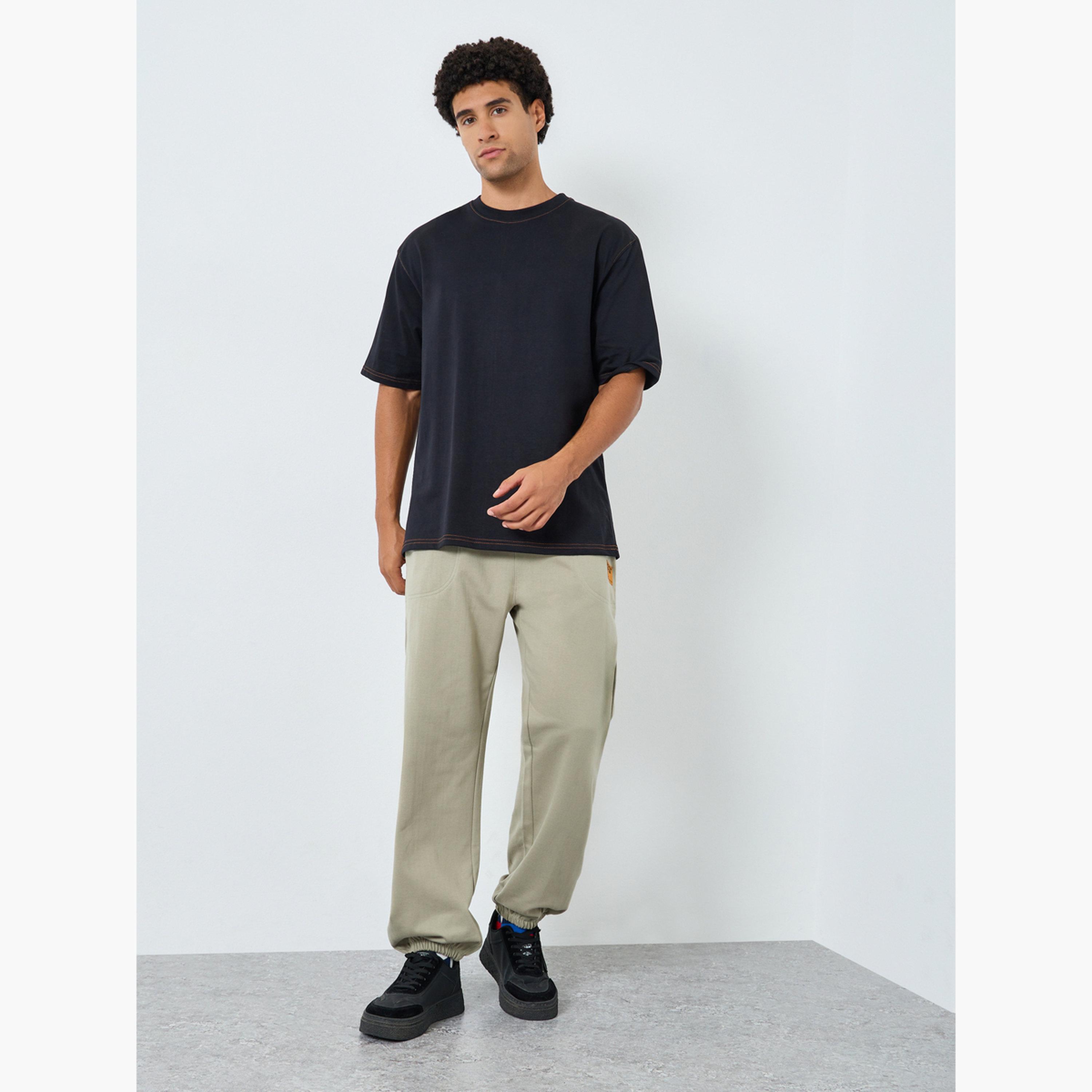 Styli Men Black Crew Neck T-Shirt with Contrast Stitching-men-clothing-tshirtsandpolos-tshirts-image-2