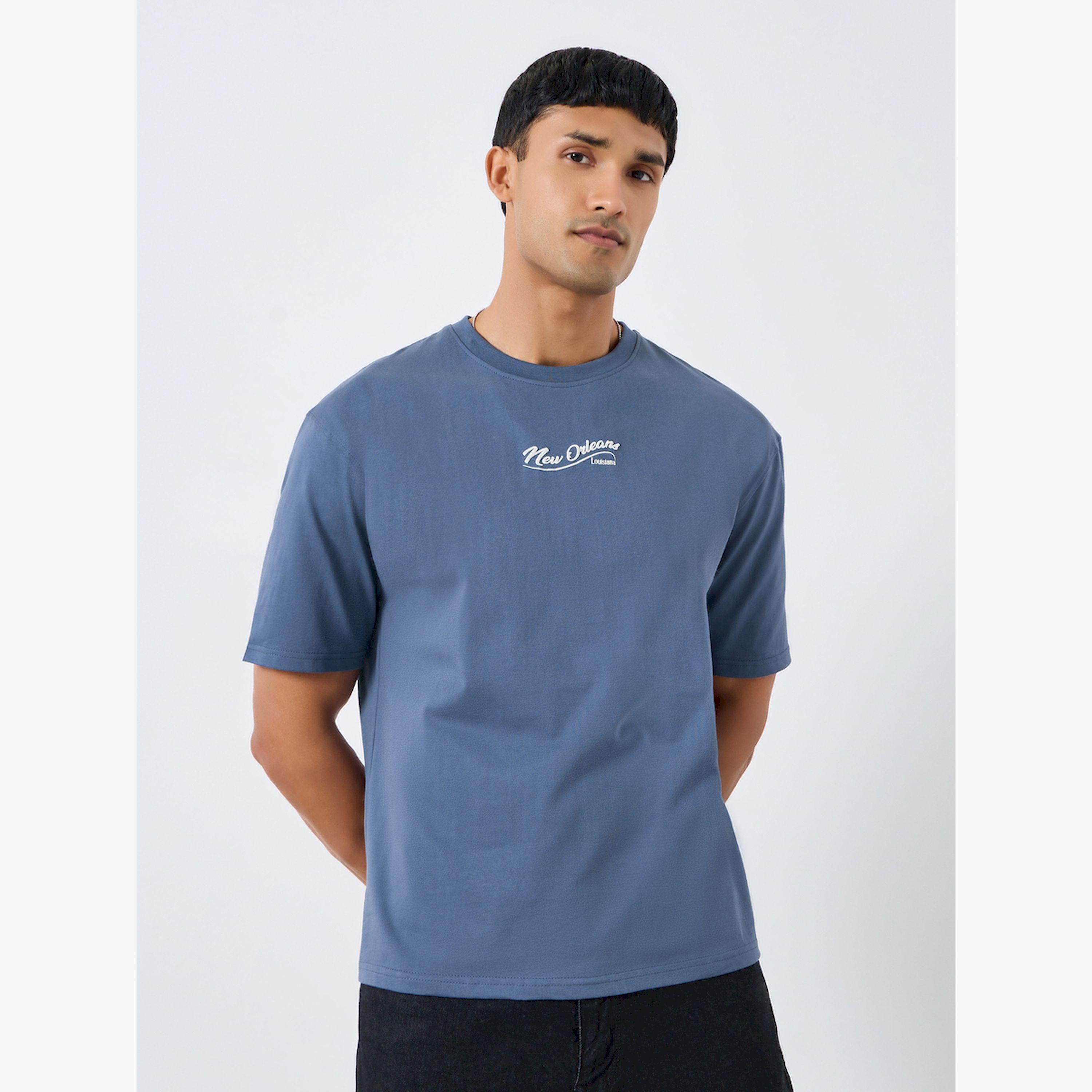 تيشيرت واسع بطبعة جرافيك وأكمام منفوخة-men-clothing-tshirtsandpolos-tshirts-image-1