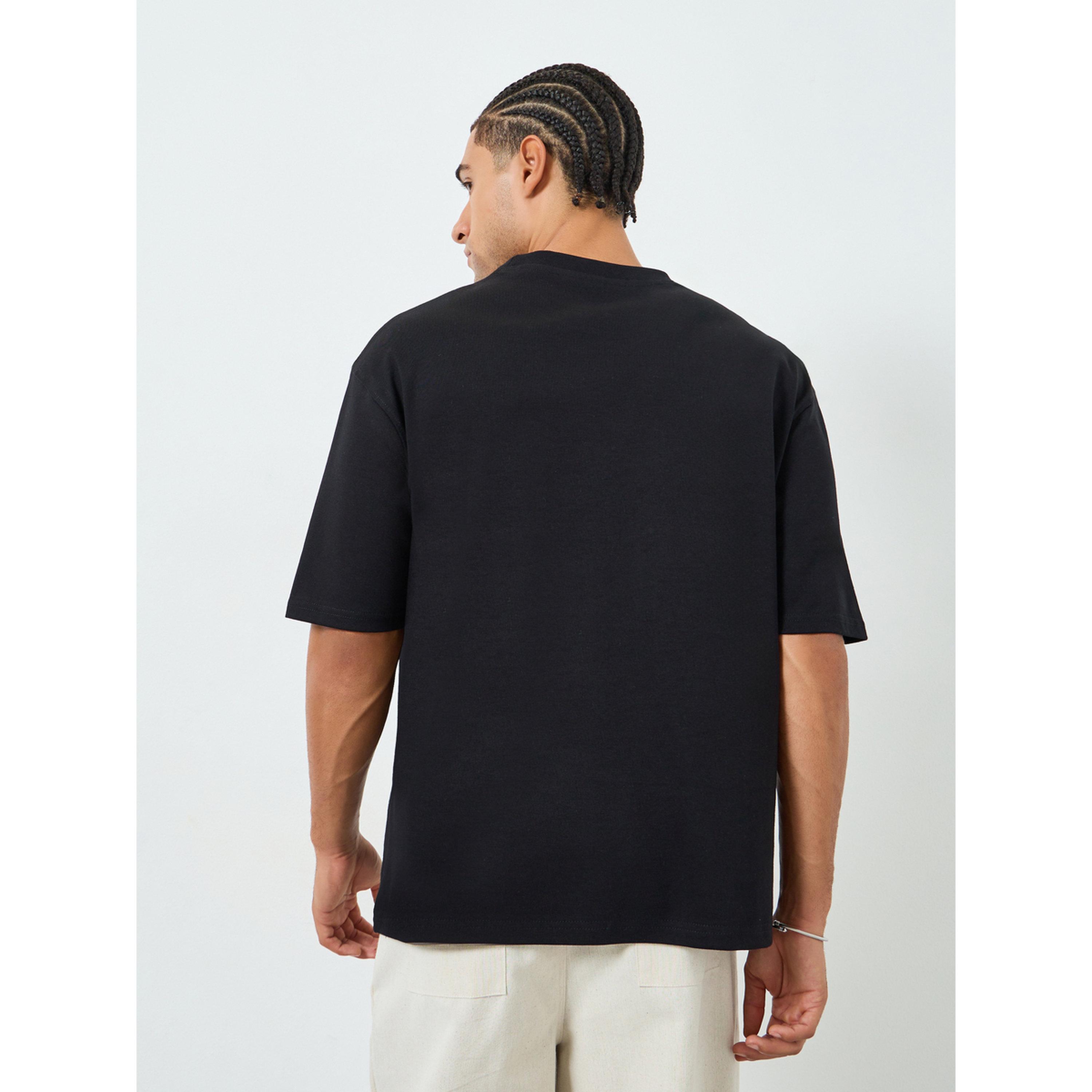 Styli Men Oversized Pocket Print Interlock T-Shirt-men-clothing-tshirtsandpolos-tshirts-image-4