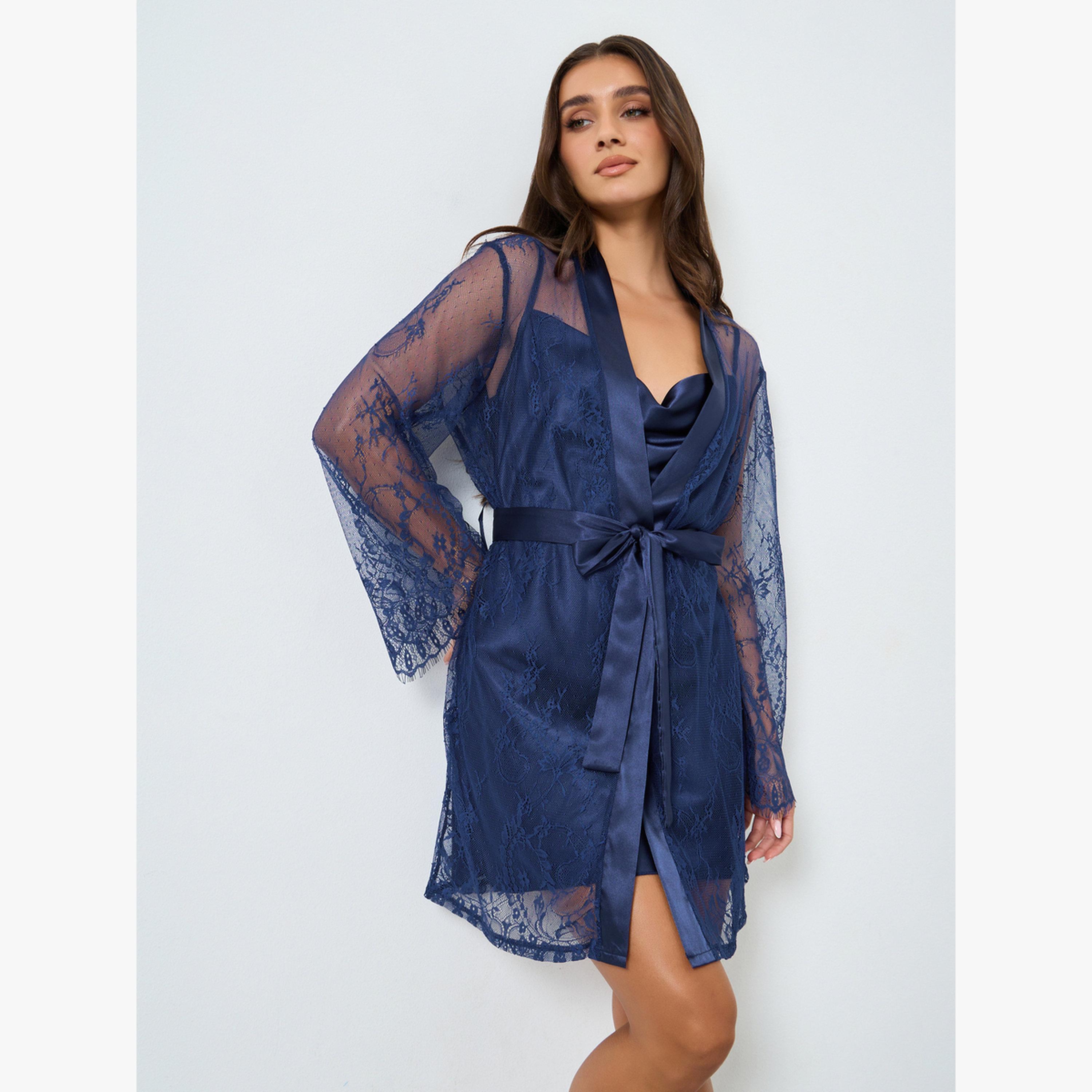 طقم قميص نوم ساتان وروب دانتيل بأكمام طويلة-women-clothing-nightwear-robes-image-2