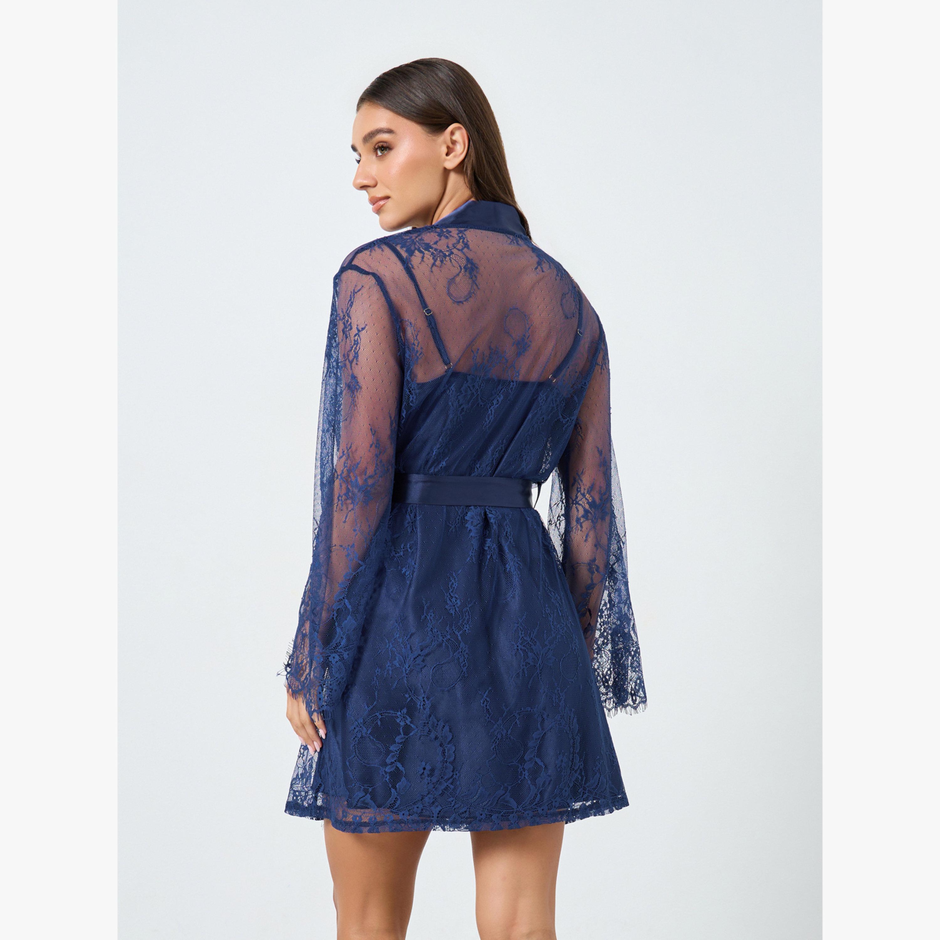 طقم قميص نوم ساتان وروب دانتيل بأكمام طويلة-women-clothing-nightwear-robes-image-4