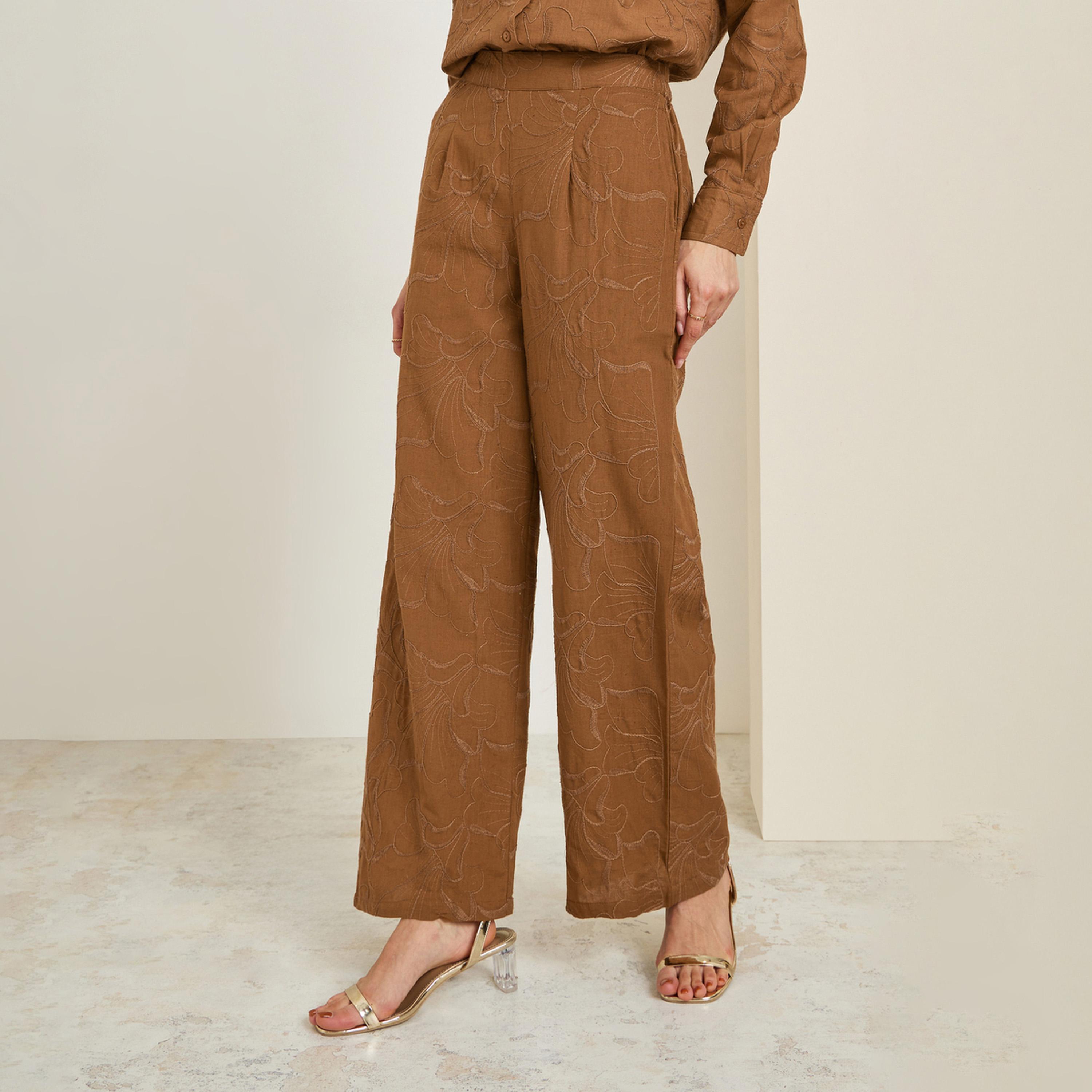 بنطال مطرز بأرجل واسعة-women-clothing-bottoms-trousers-image-1