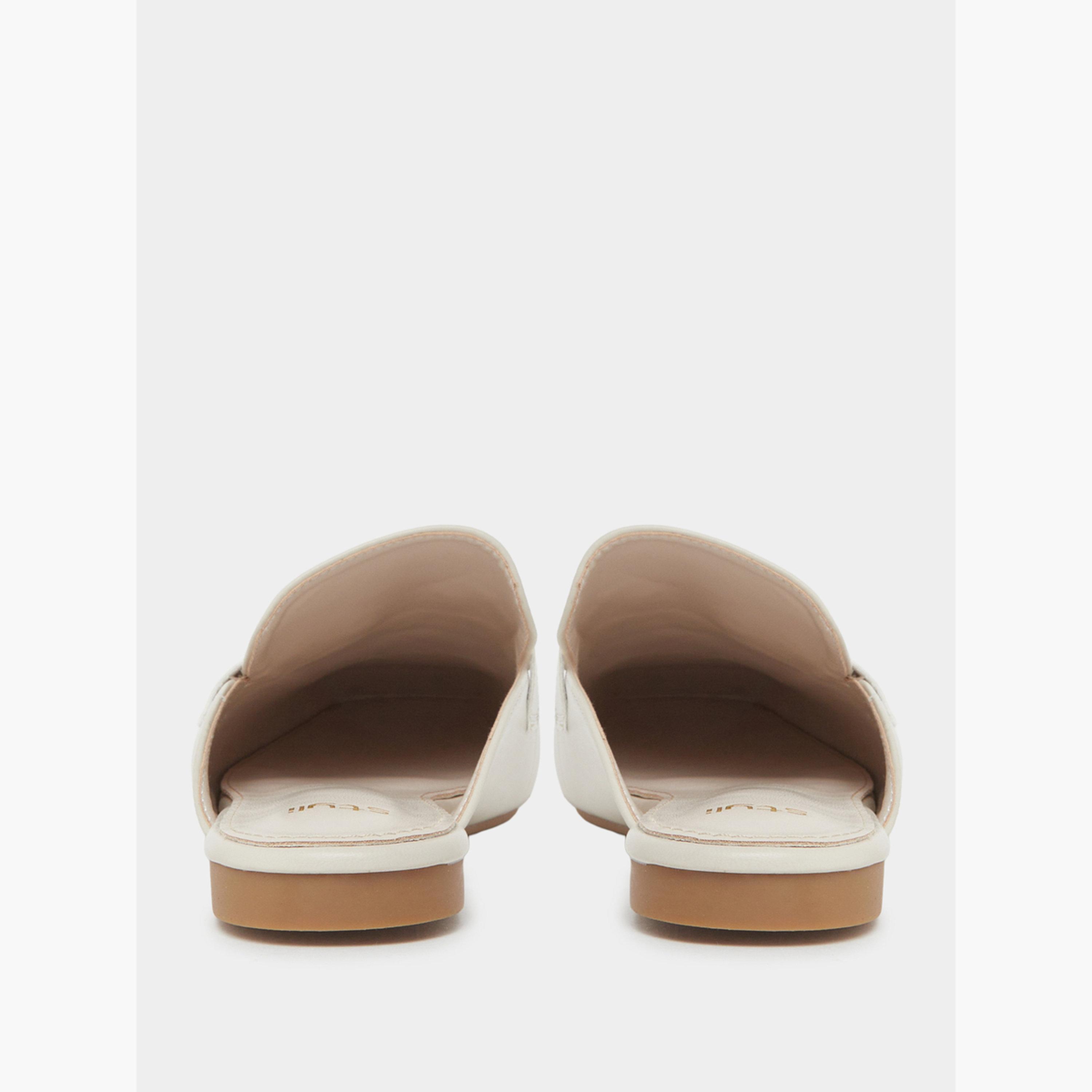 شبشب مسطح مزين بلون بيج-women-shoes-flats-mules-image-4