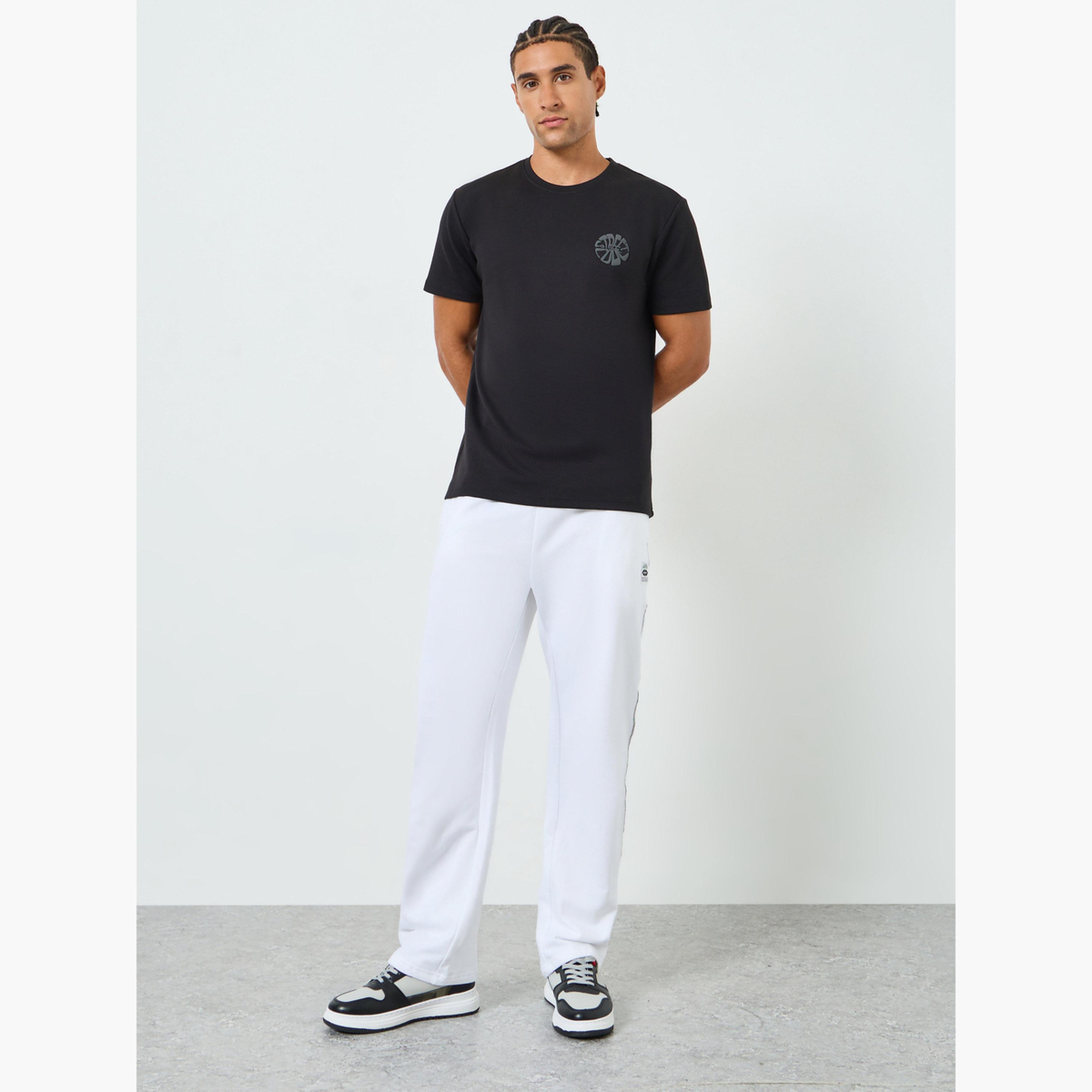 تيشيرت بياقة دائرية وطبعة جرافيك-men-clothing-tshirtsandpolos-tshirts-image-2