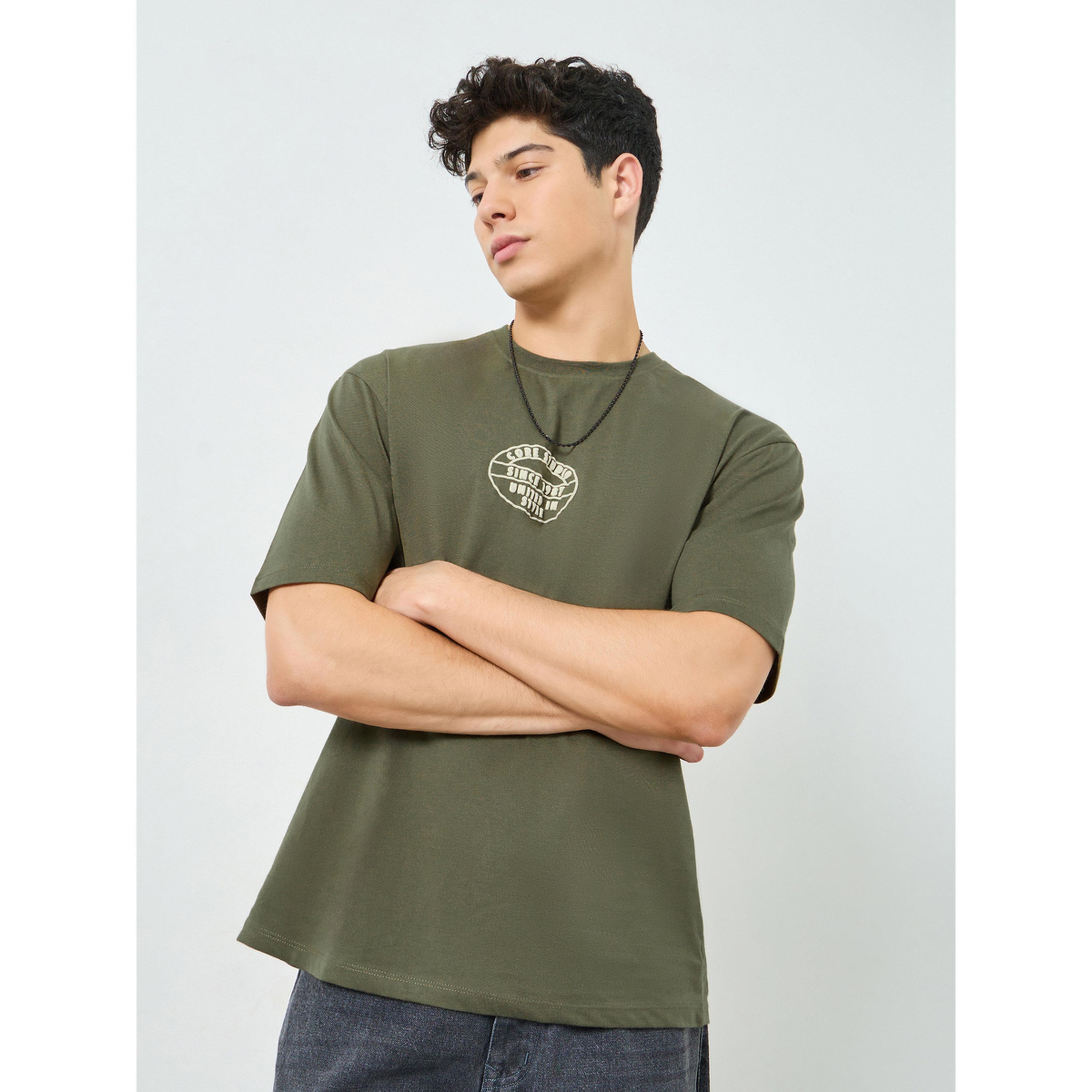 تيشيرت جيرسي بقصة واسعة وطبعة جرافيك-men-clothing-tshirtsandpolos-tshirts-image-1
