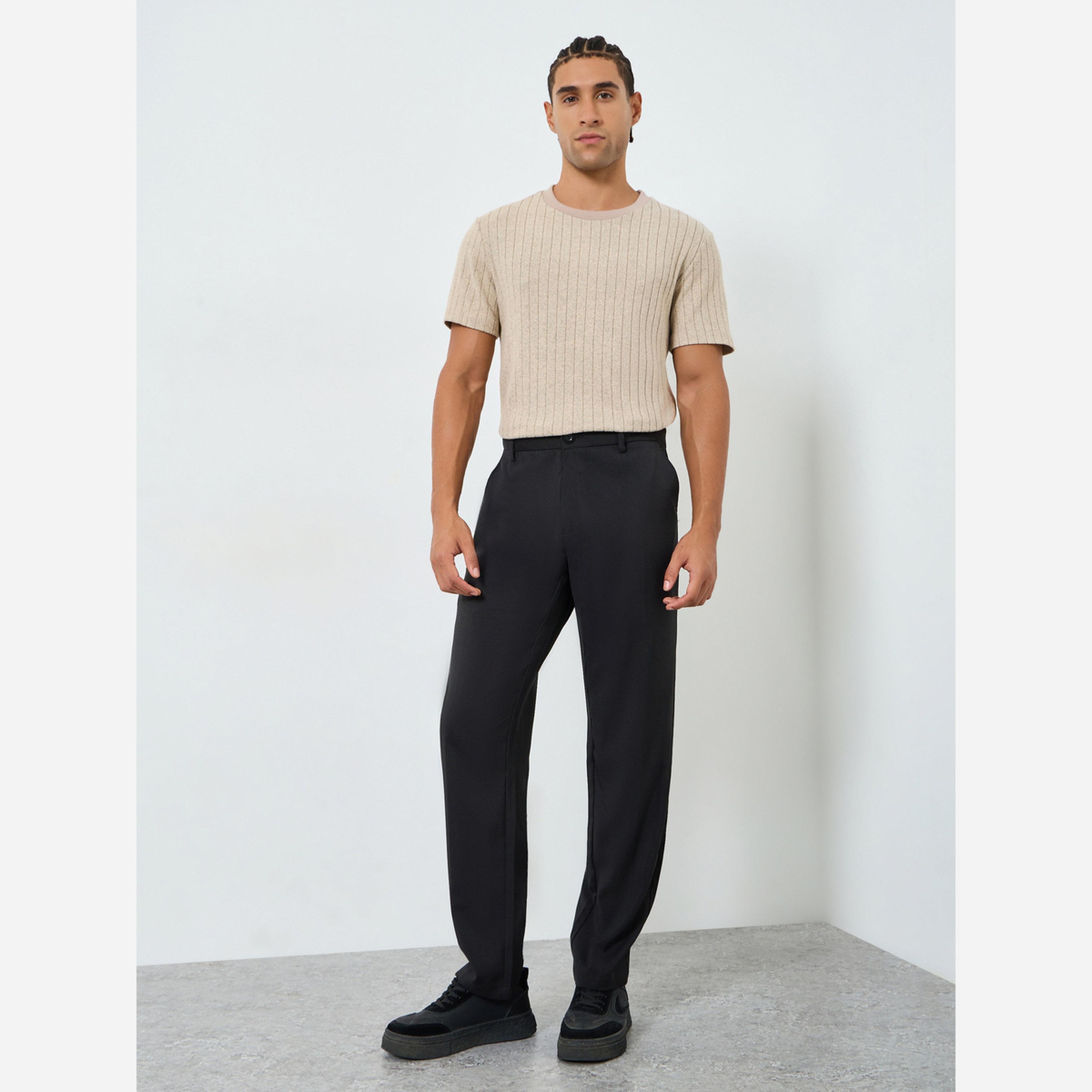 ستايلي - تيشيرت رجالي ياقة عالية وطبعة مميزة-men-clothing-tshirtsandpolos-tshirts-image-2