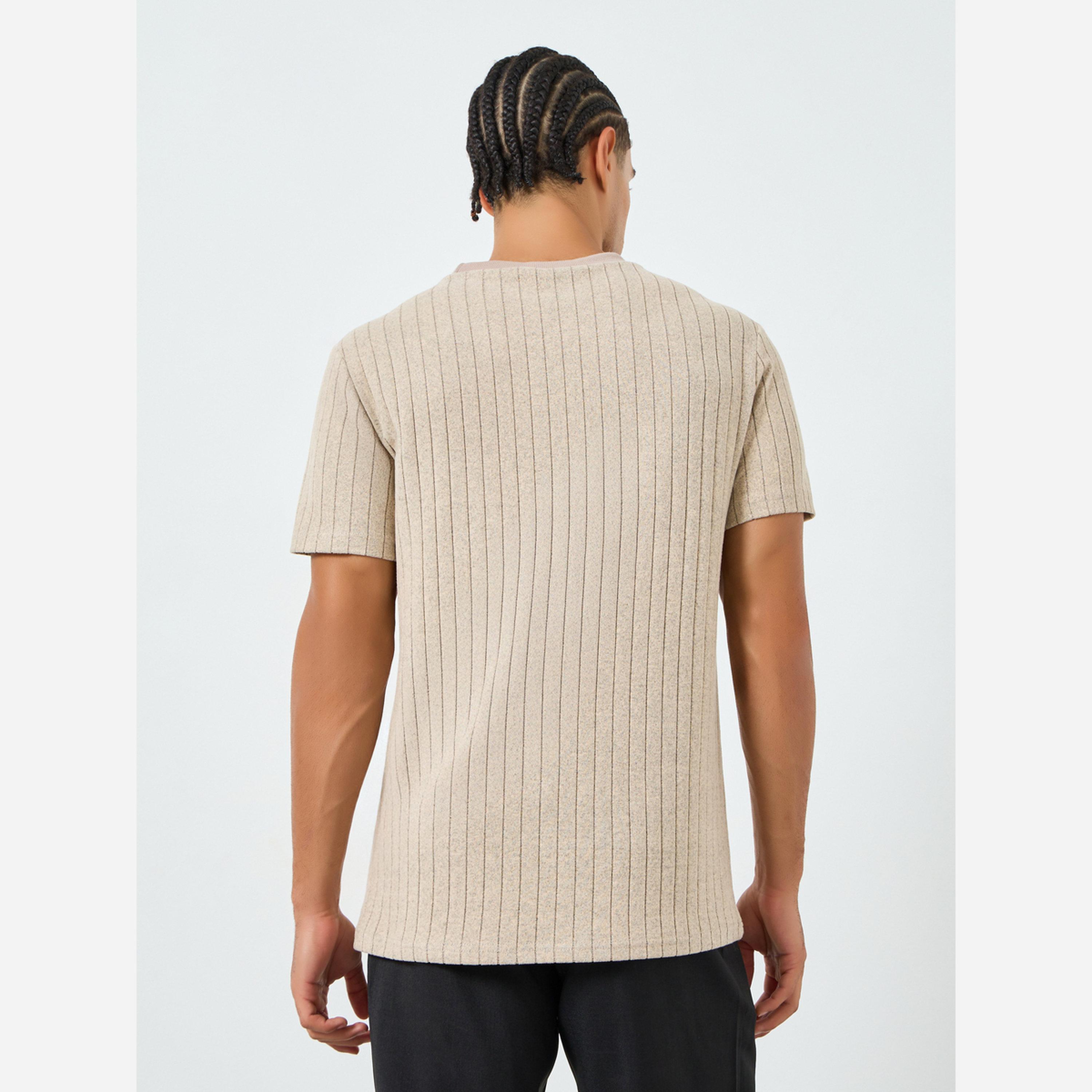 Styli Men Regular Mock Neck Ttextured T-Shirt-men-clothing-tshirtsandpolos-tshirts-image-4