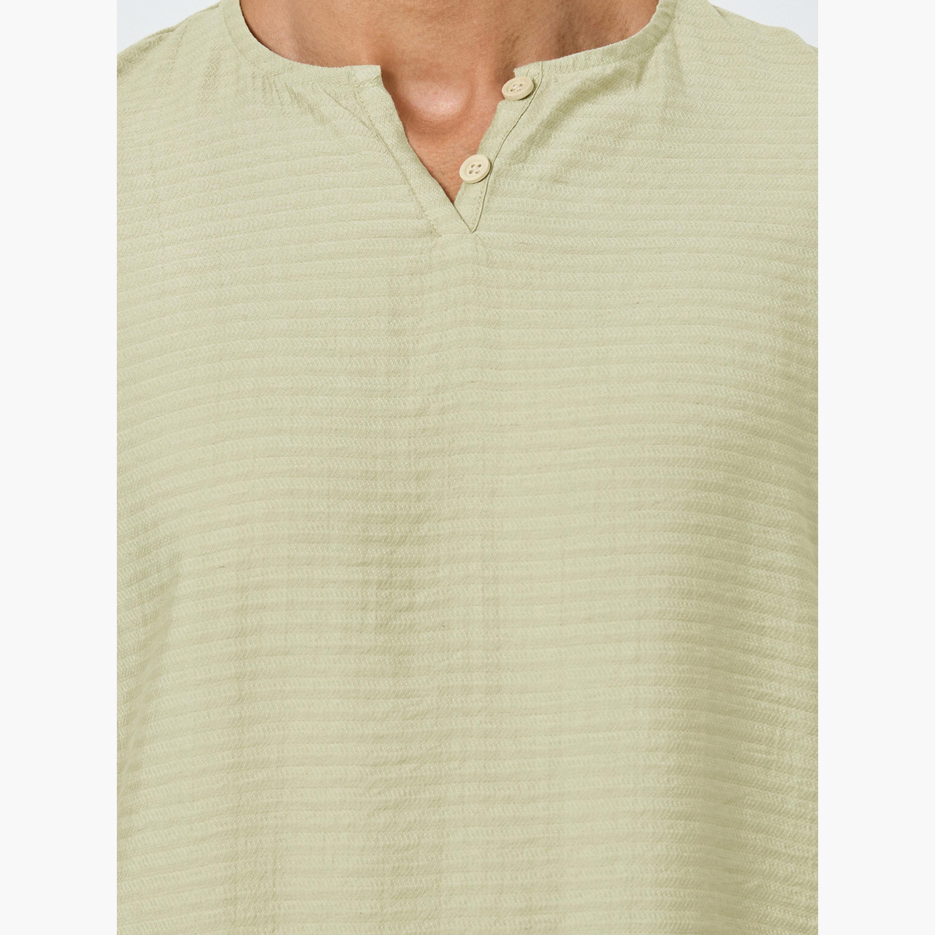 Styli Men Textured Linen Blend Oversized T-Shirt-men-clothing-tshirtsandpolos-tshirts-image-3