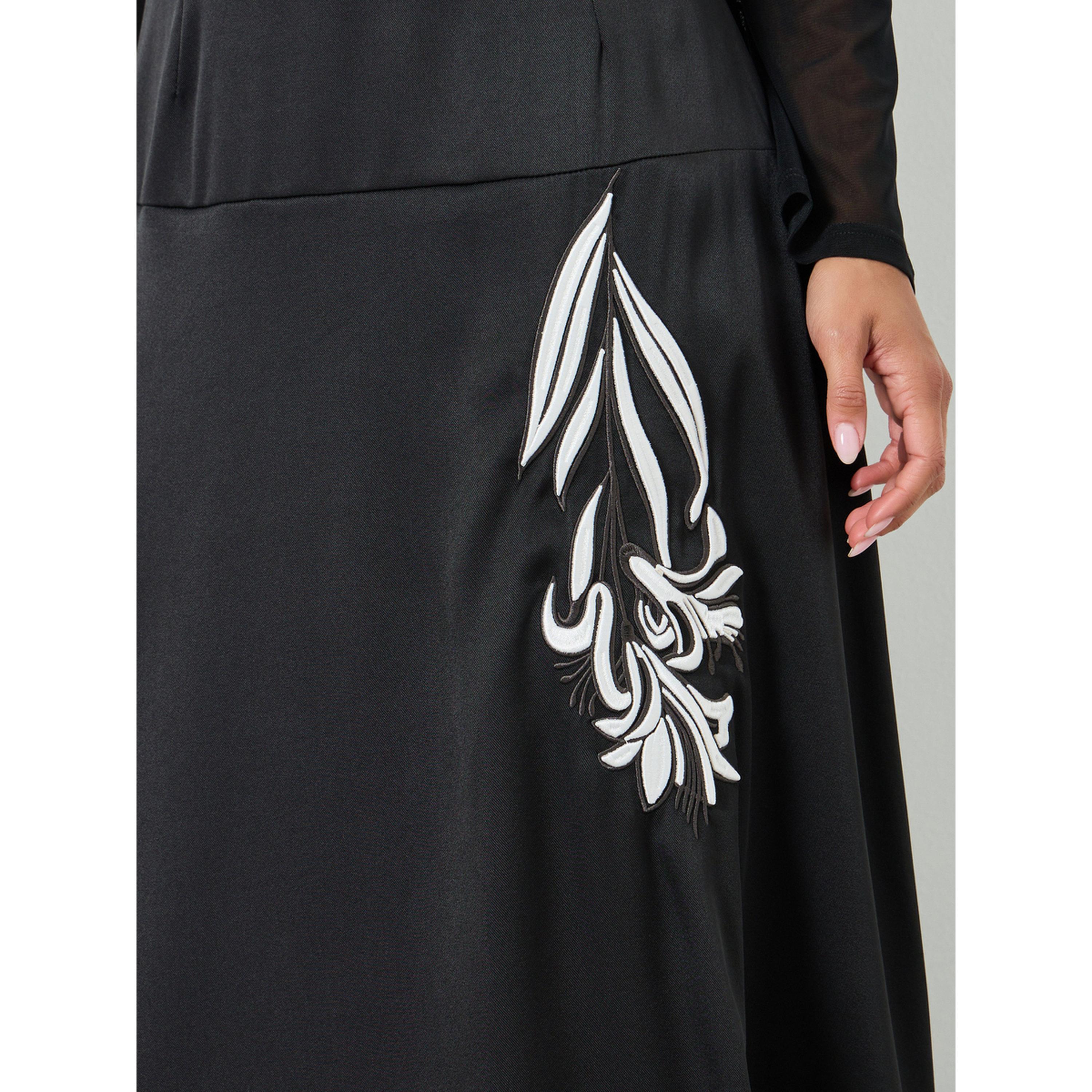 تنورة مطرزة بحافة واسعة طويلة-women-clothing-bottoms-skirts-image-4