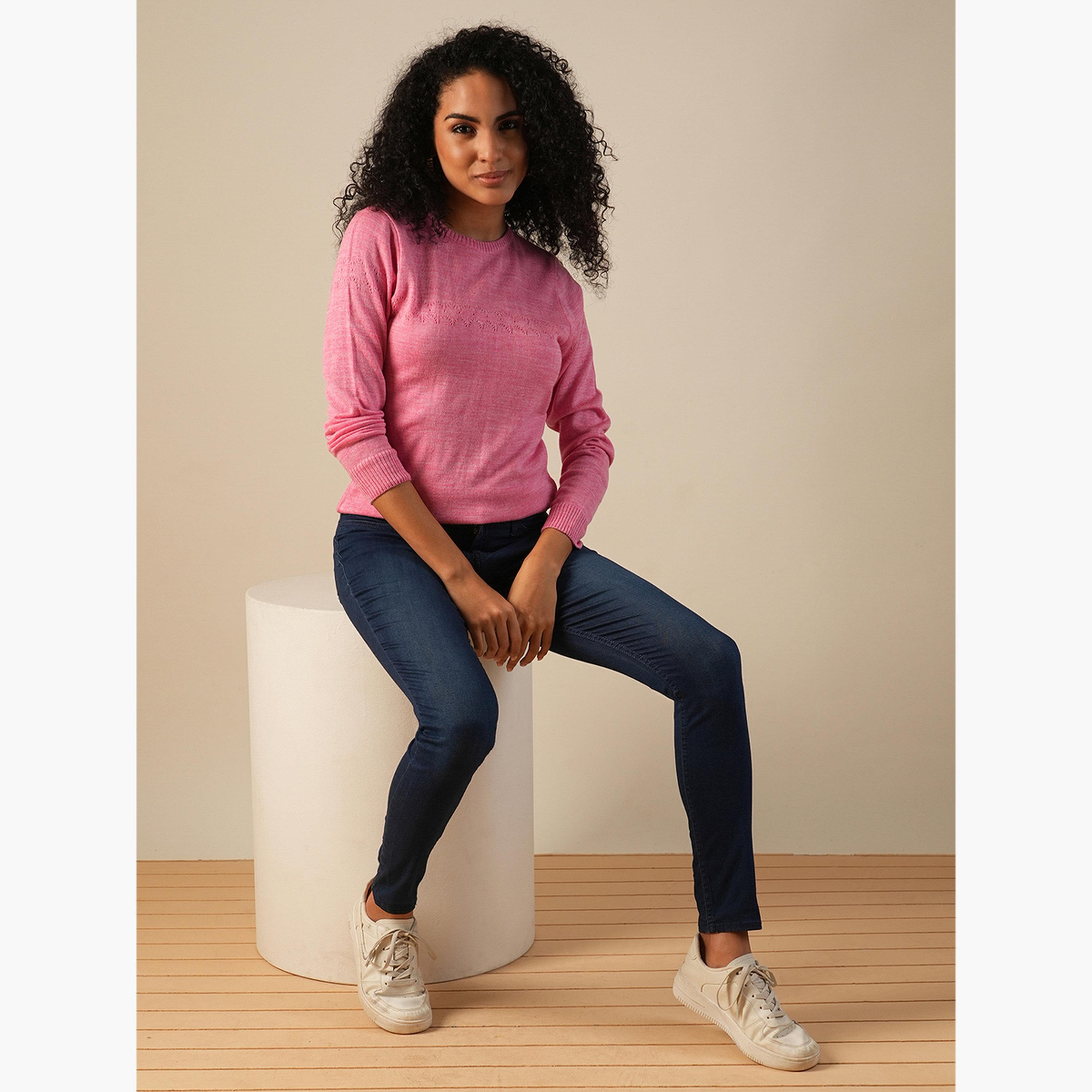 غلوبوص × ستايلي - سترة نسائية وردية اللون برقبة دائرية وأكمام طويلة-women-winterwear-cardigansandjumpers-jumpers-image-2