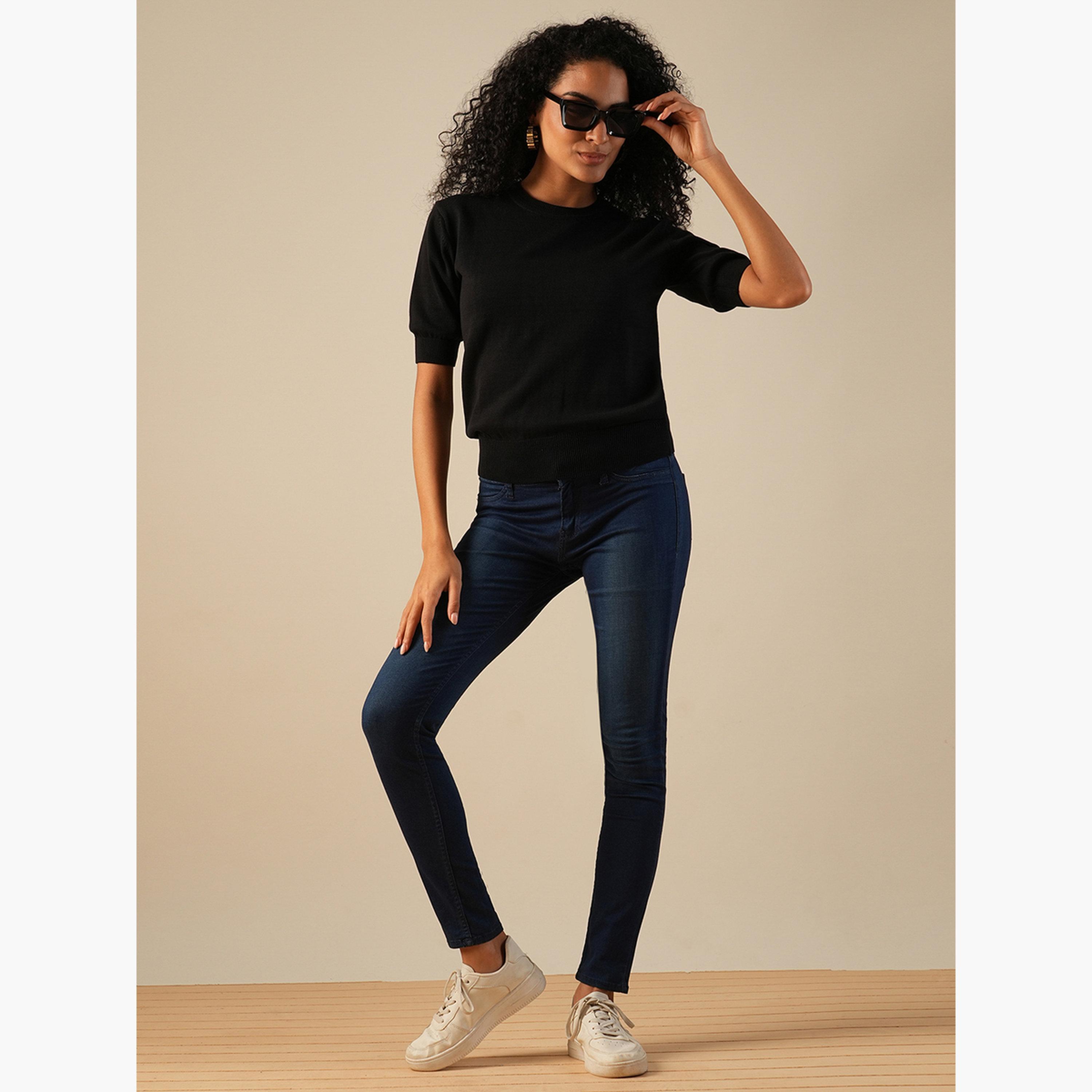 غلوبوص × ستايلي - سترة نسائية سوداء محبوكة برقبة دائرية وأكمام قصيرة-women-clothing-hoodiesandsweatshirts-sweatshirts-image-2