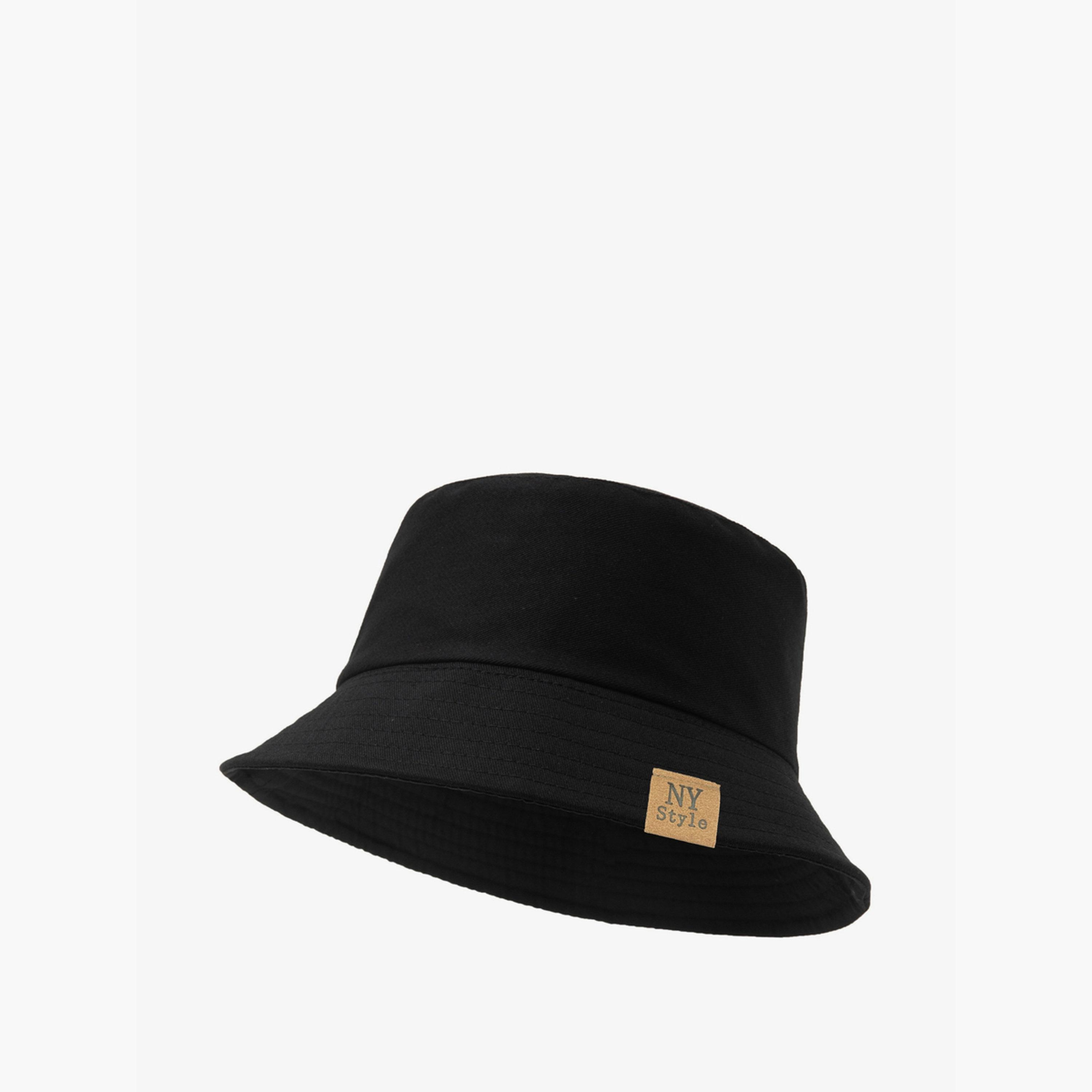 تيك تو - قبعة قطنية سوداء بفتحة دائرية-women-clothingaccessories-capsandhats-image-2