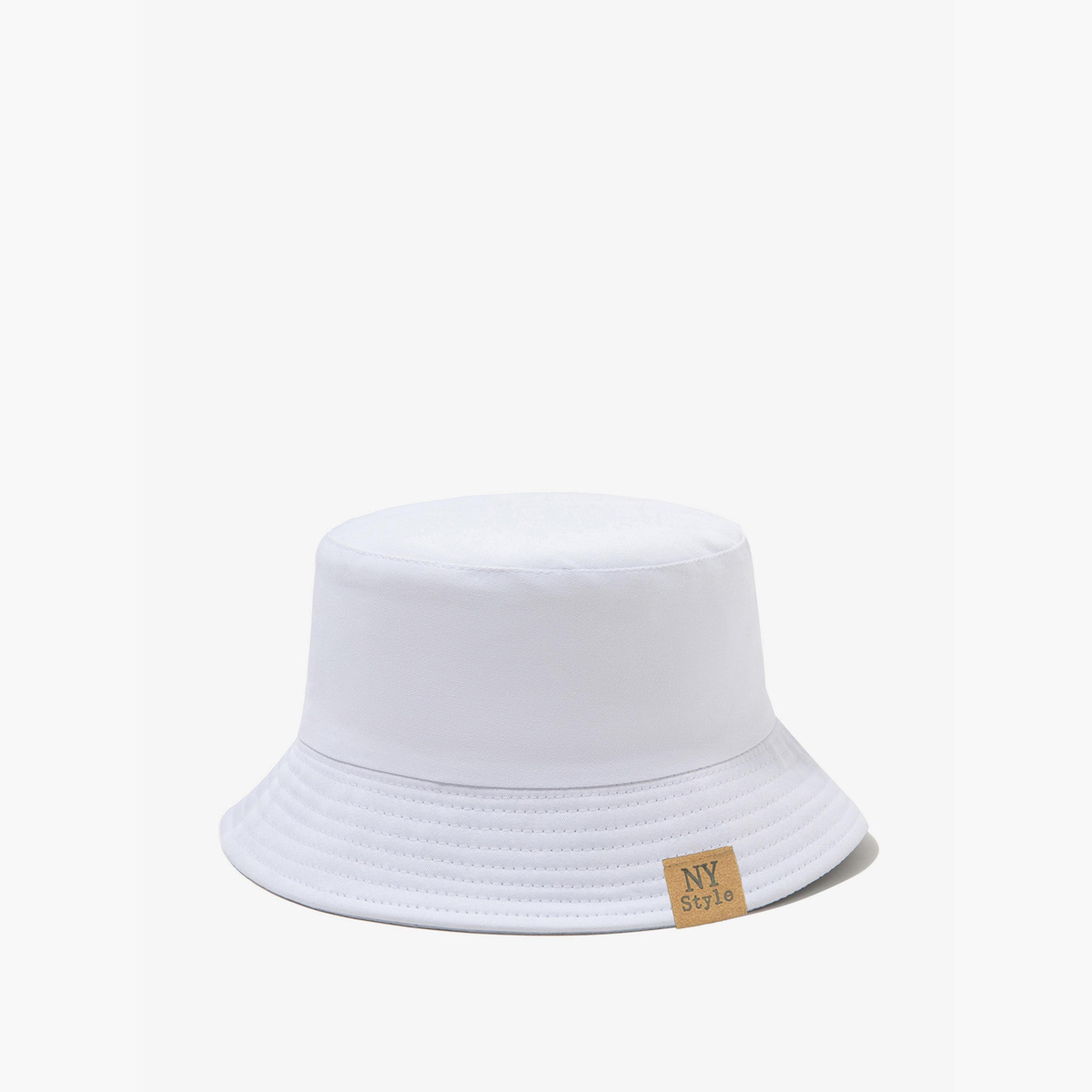 تيك تو - قبعة مصنوعة من القطن لون أبيض-women-clothingaccessories-capsandhats-image-1