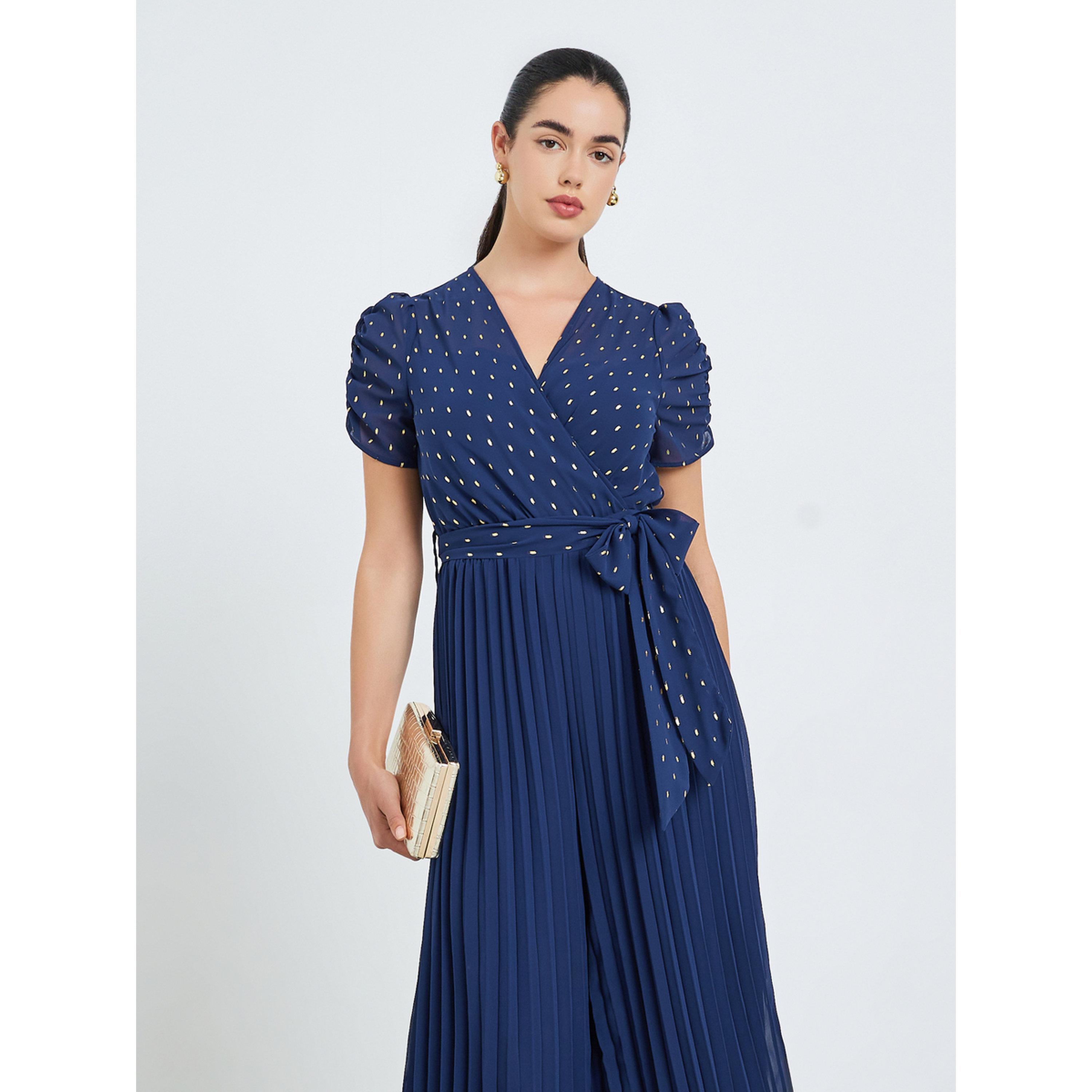 جمبسوت نسائي بأرجل واسعة وتفاصيل منسوجة لامعة-women-clothing-jumpsuits-image-2