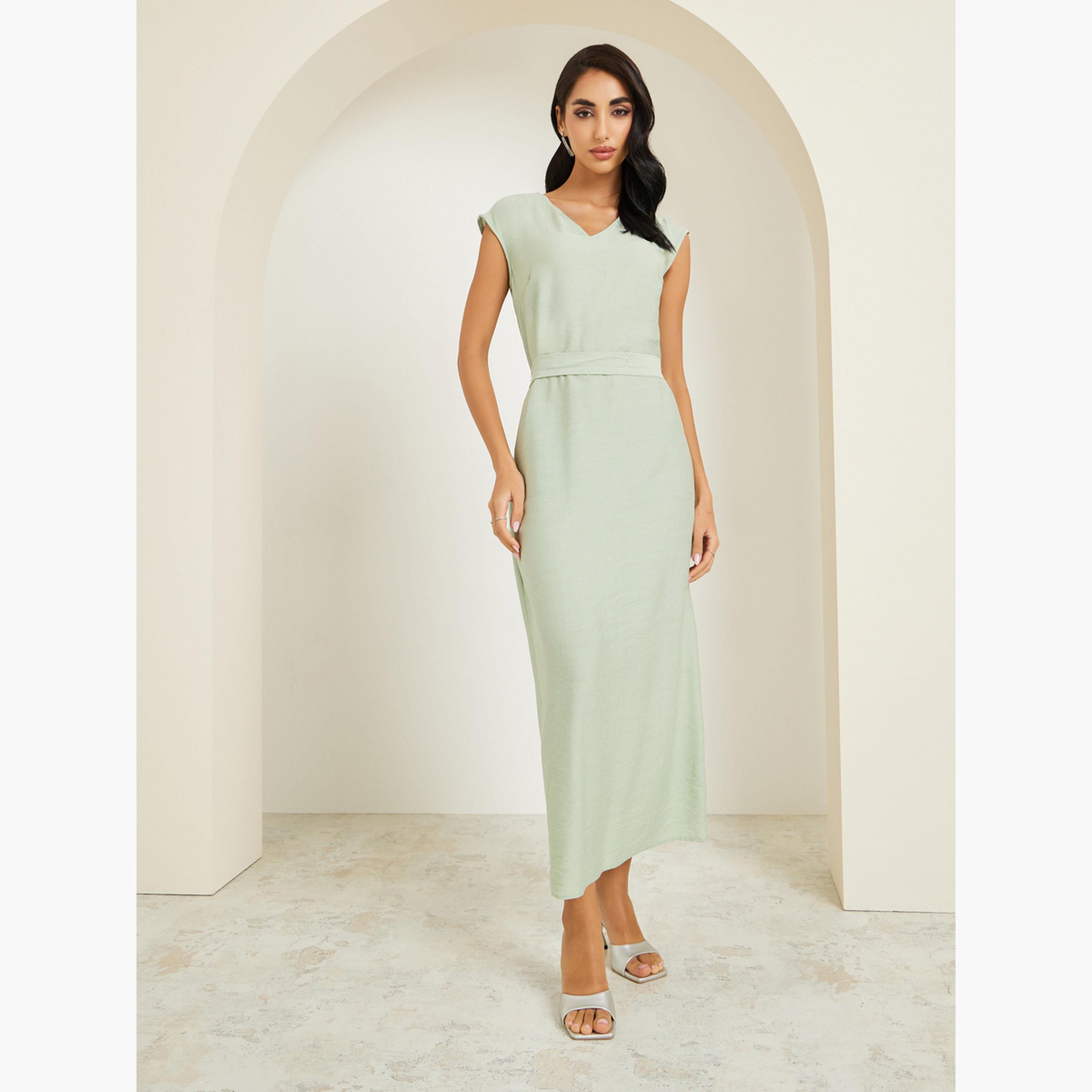 مجموعة من عباية وفستان محتشم بتفاصيل منمقة-women-clothing-shirtsandblouses-blouses-image-5
