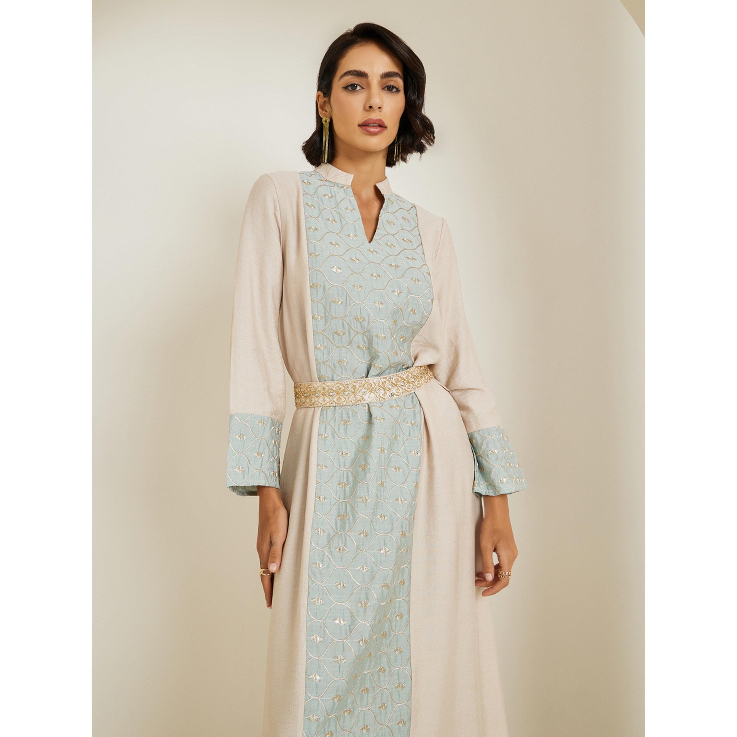جلابية بحافة واسعة وتفاصيل مُطرّزة-women-arabicclothing-jalabiyas-image-2