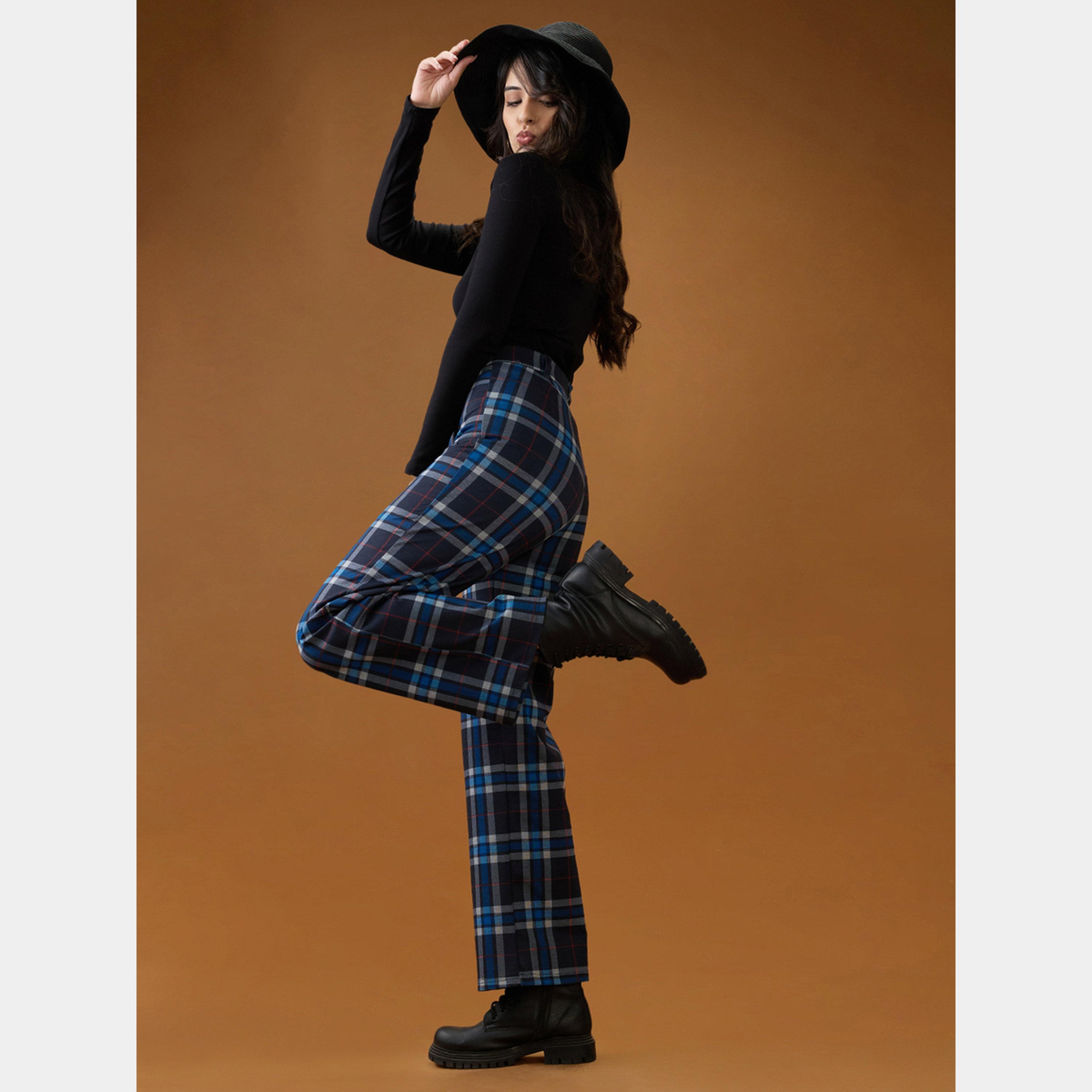 غلوبوص × ستايلي - بنطال أزرق بقصة مستقيمة وخصر متوسط ​​ومربعات-women-clothing-bottoms-trousers-image-2