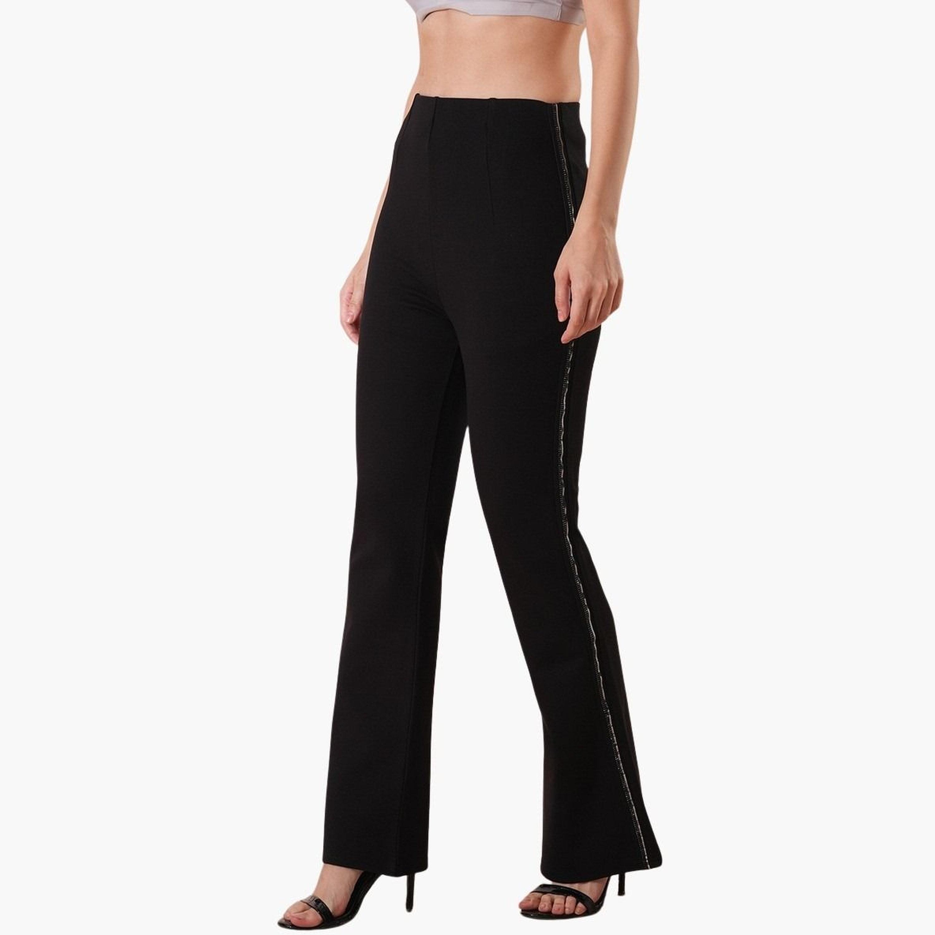 غلوبوس × ستايلي - بنطال رياضي أسود قماش قابل للتمدد ومزين من الجانب للنساء-women-clothing-bottoms-trousers-image-3
