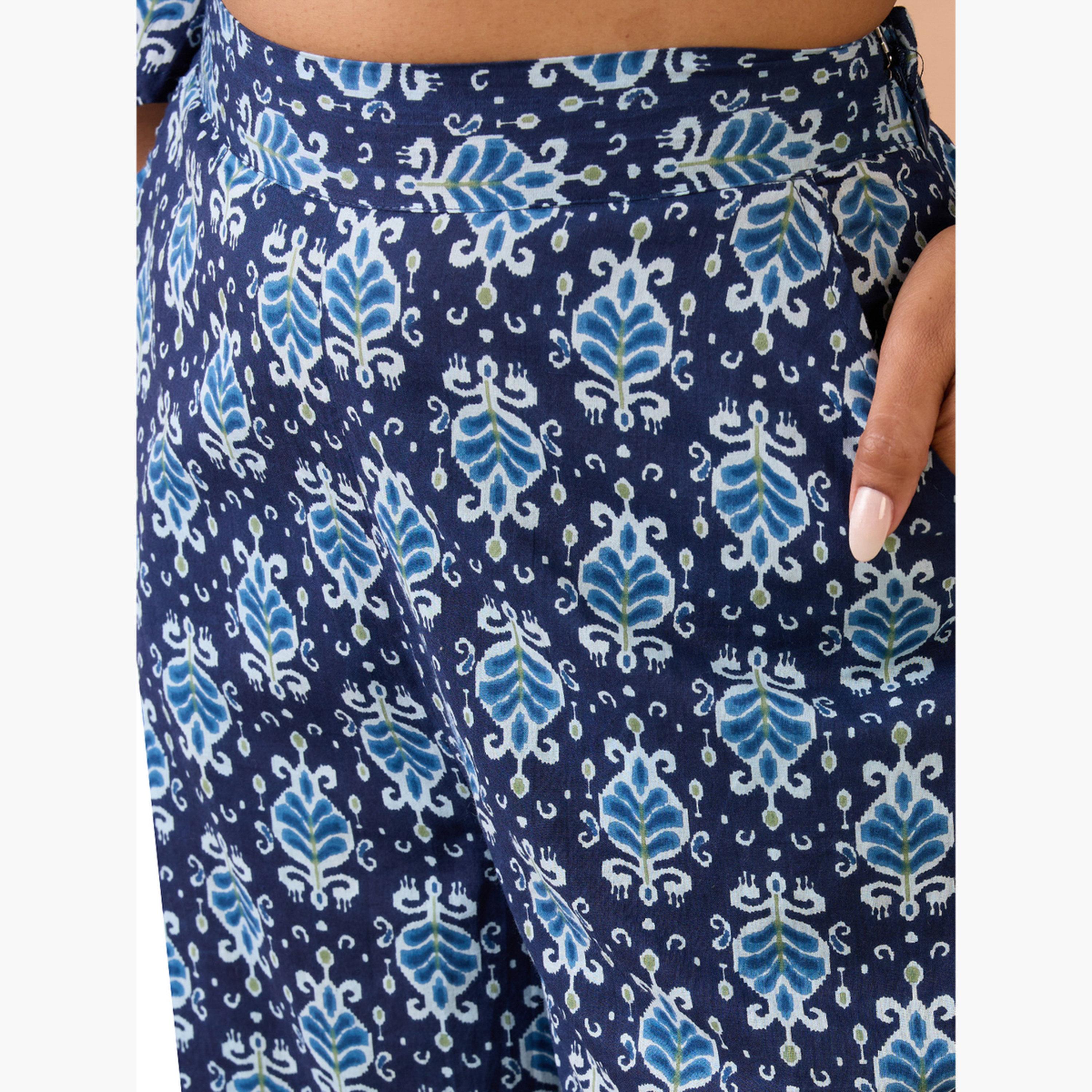 غلوبوص × ستايلي - بلوزة قصيرة بأكمام واسعة وطبعة عرقية مع بنطال-women-clothing-coordsets-image-5