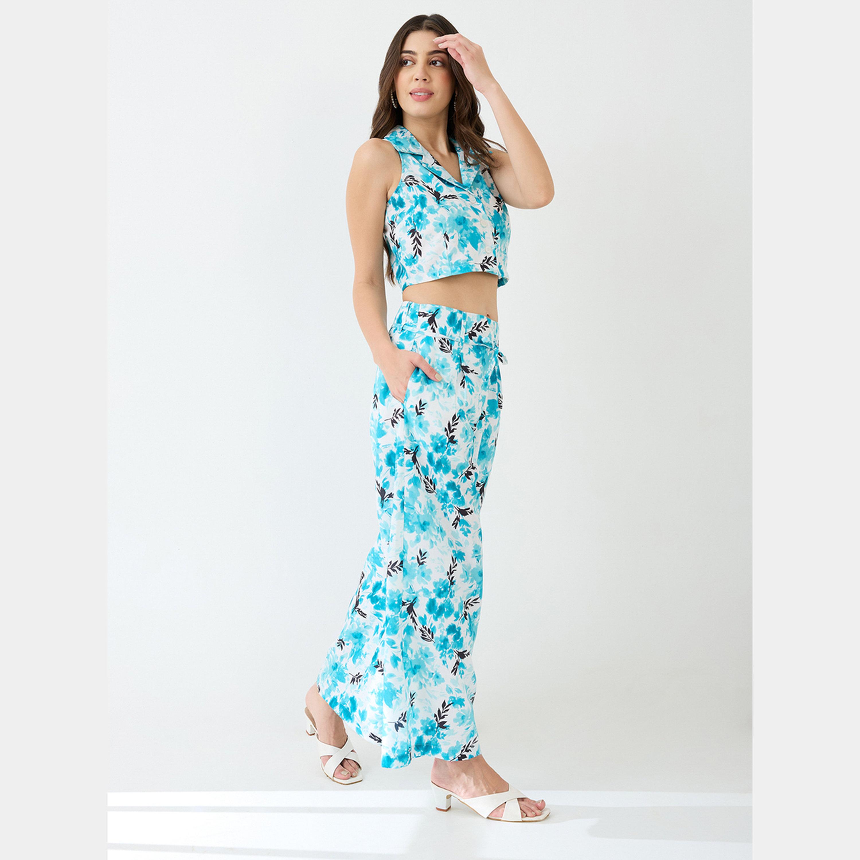 غلوبوص × ستايلي - قميص قصير بطبعة زهور زرقاء وبنطال واسع الساق-women-clothing-coordsets-image-6