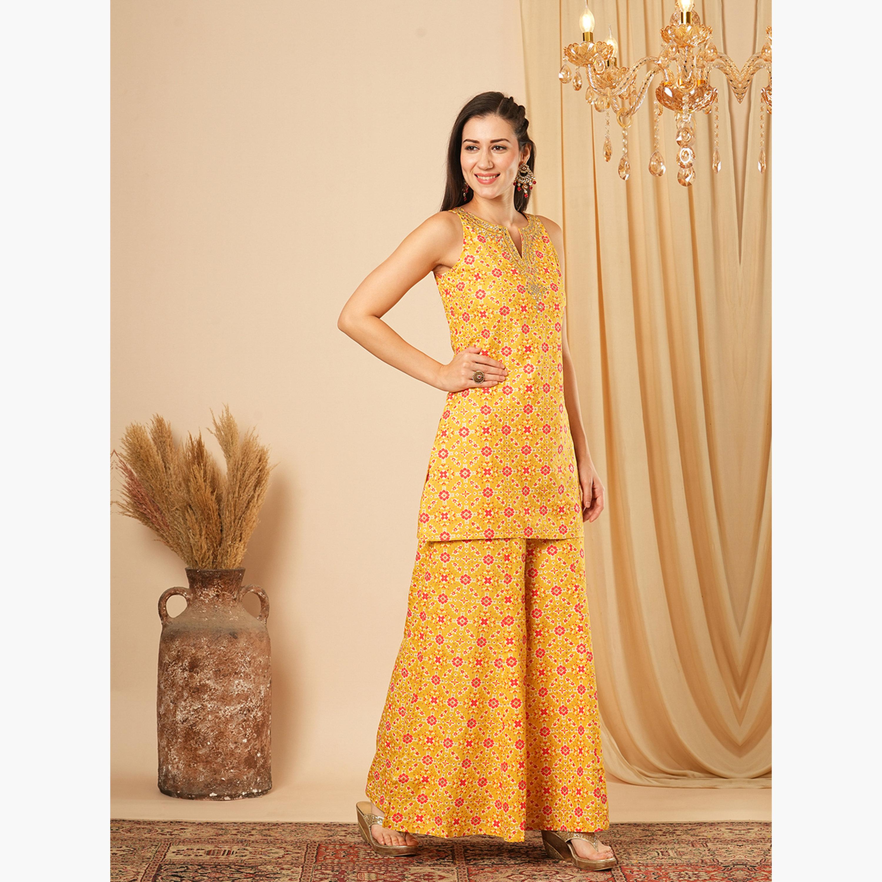 Globus X Styli Geometric Print Zari Embroidered Yoke Kurti and Palazzo Festive Co-Ords-women-clothing-coordsets-image-2
