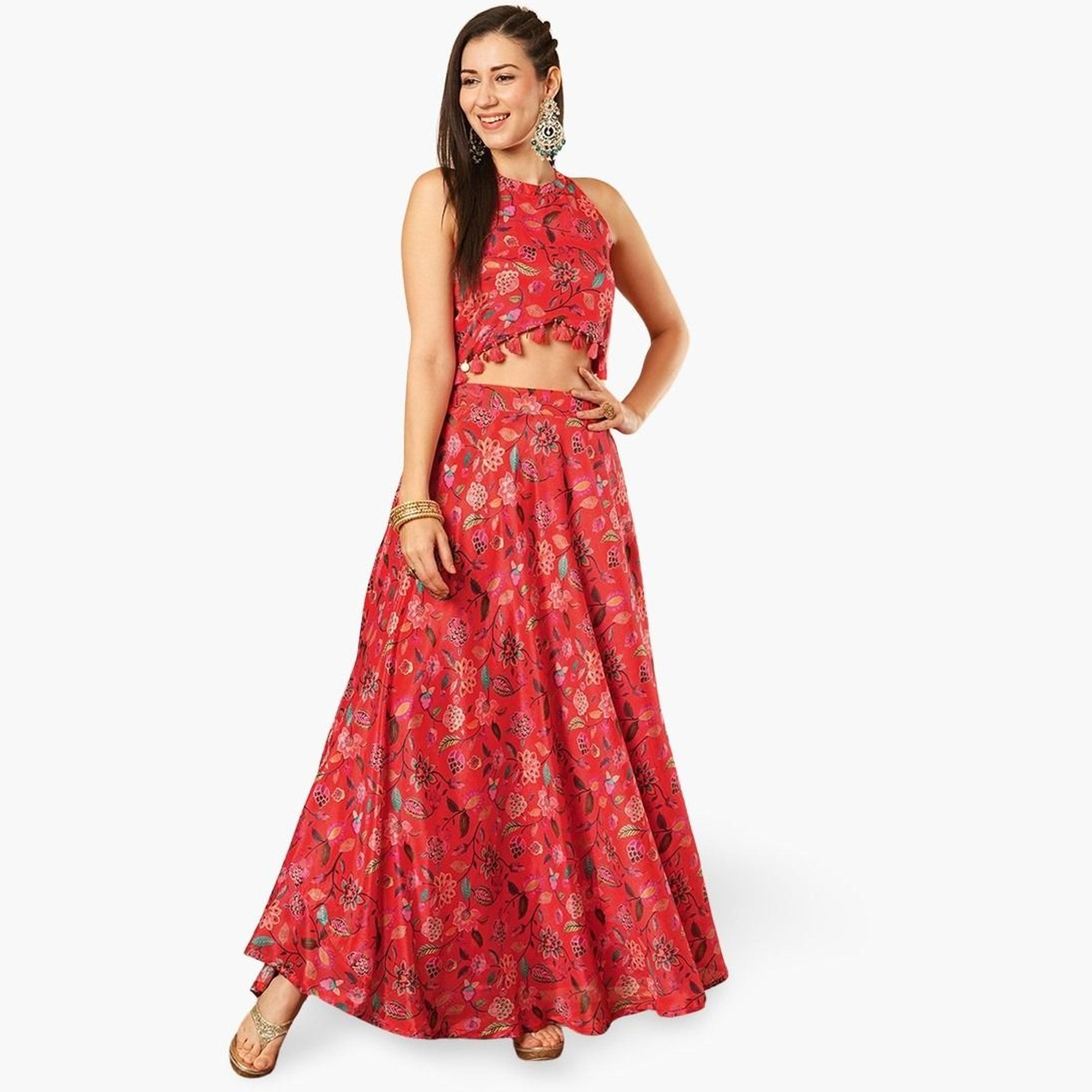 غلوبوص × ستايلي - بلوزة قصيرة رقبة تعليق مع تنورة ماكسي-women-clothing-coordsets-image-1