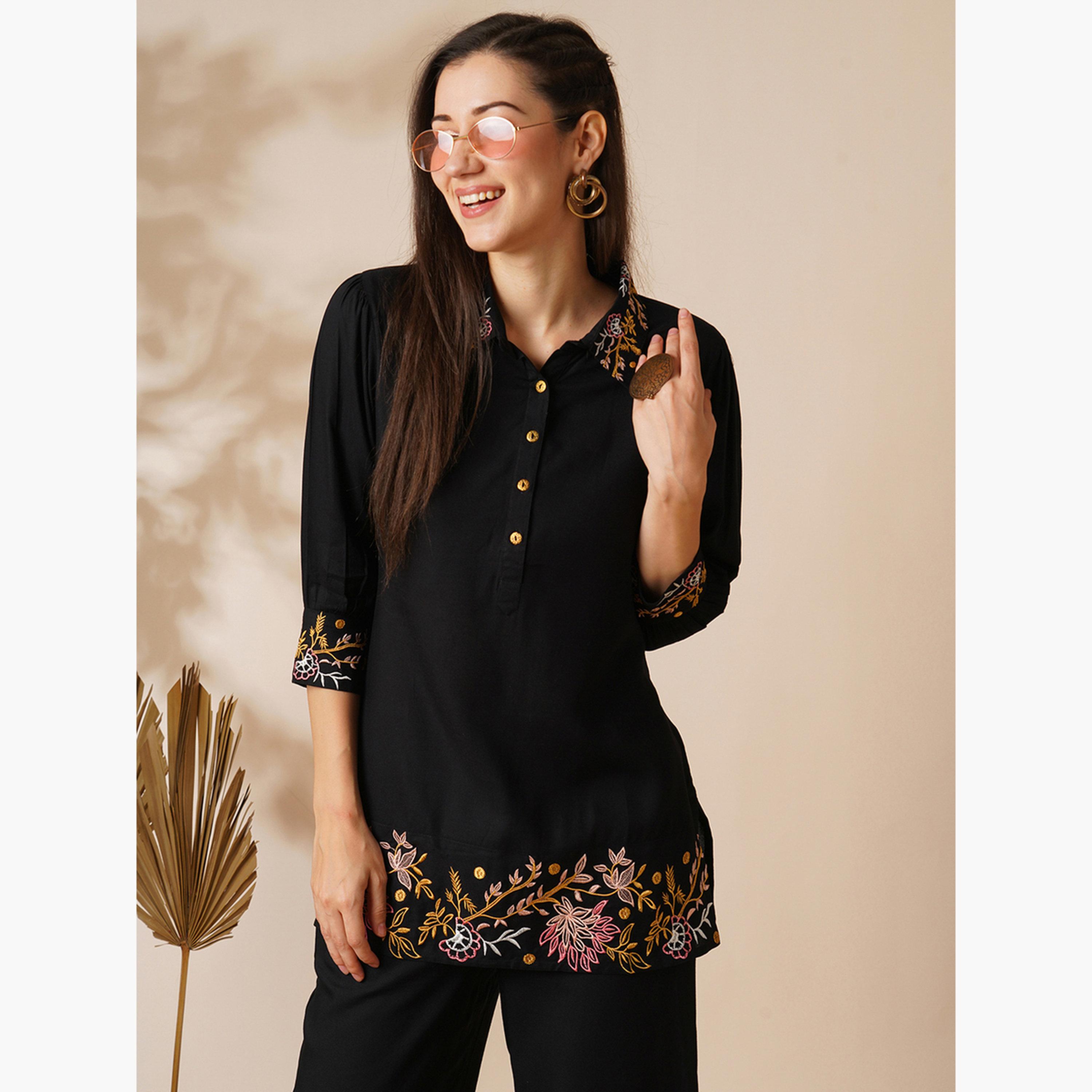 غلوبوص × ستايلي - قميص وبنطال مطرزان بالزهور-women-clothing-coordsets-image-4