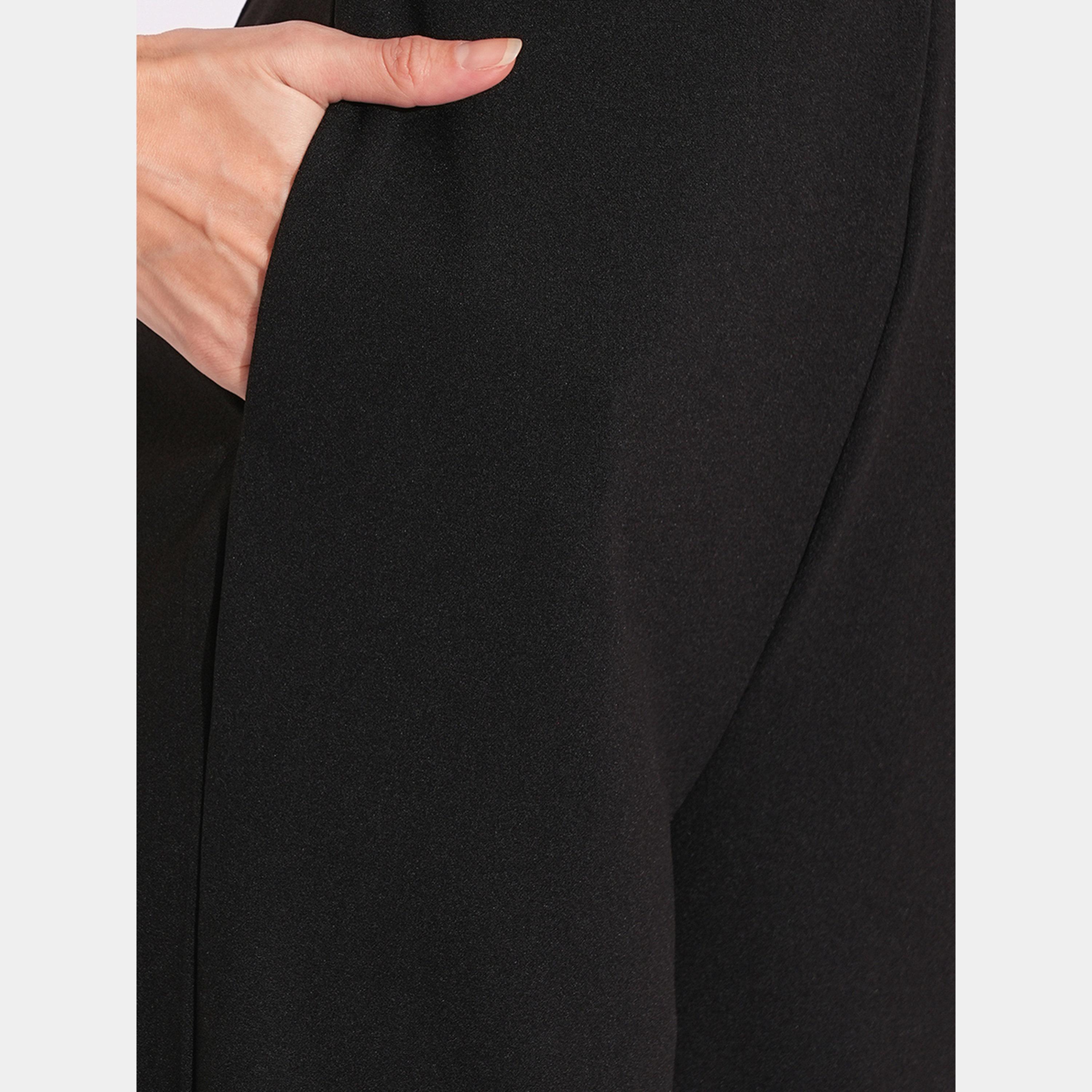 غلوبوص × ستايلي - جمبسوت نسائي أسود ياقة تعليق وأكمام واسعة-women-clothing-jumpsuits-image-5