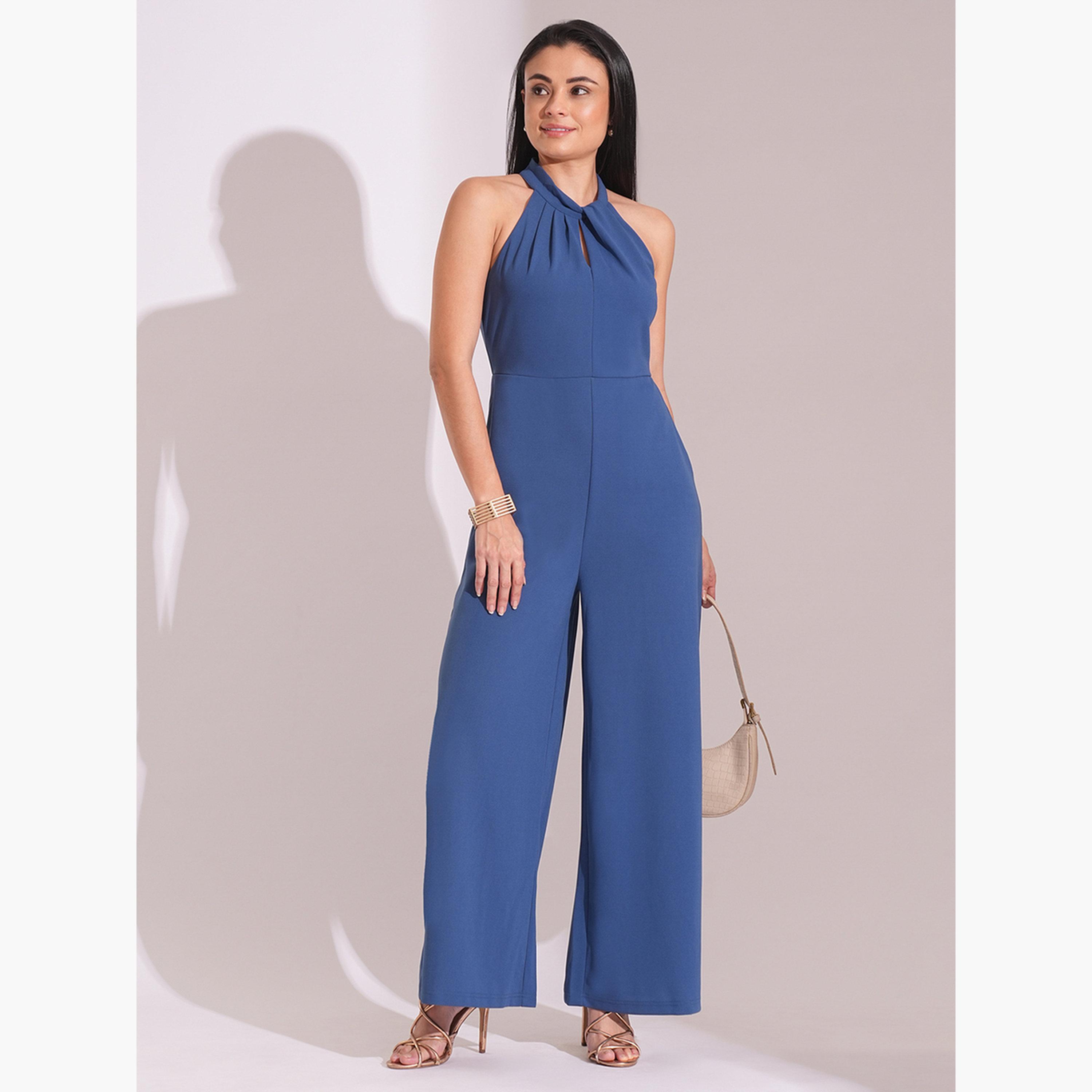 غلوبوص × ستايلي - جمبسوت عمل بساق واسعة ومطوي ومزخرف بفتحة مفتاح-women-clothing-jumpsuits-image-1