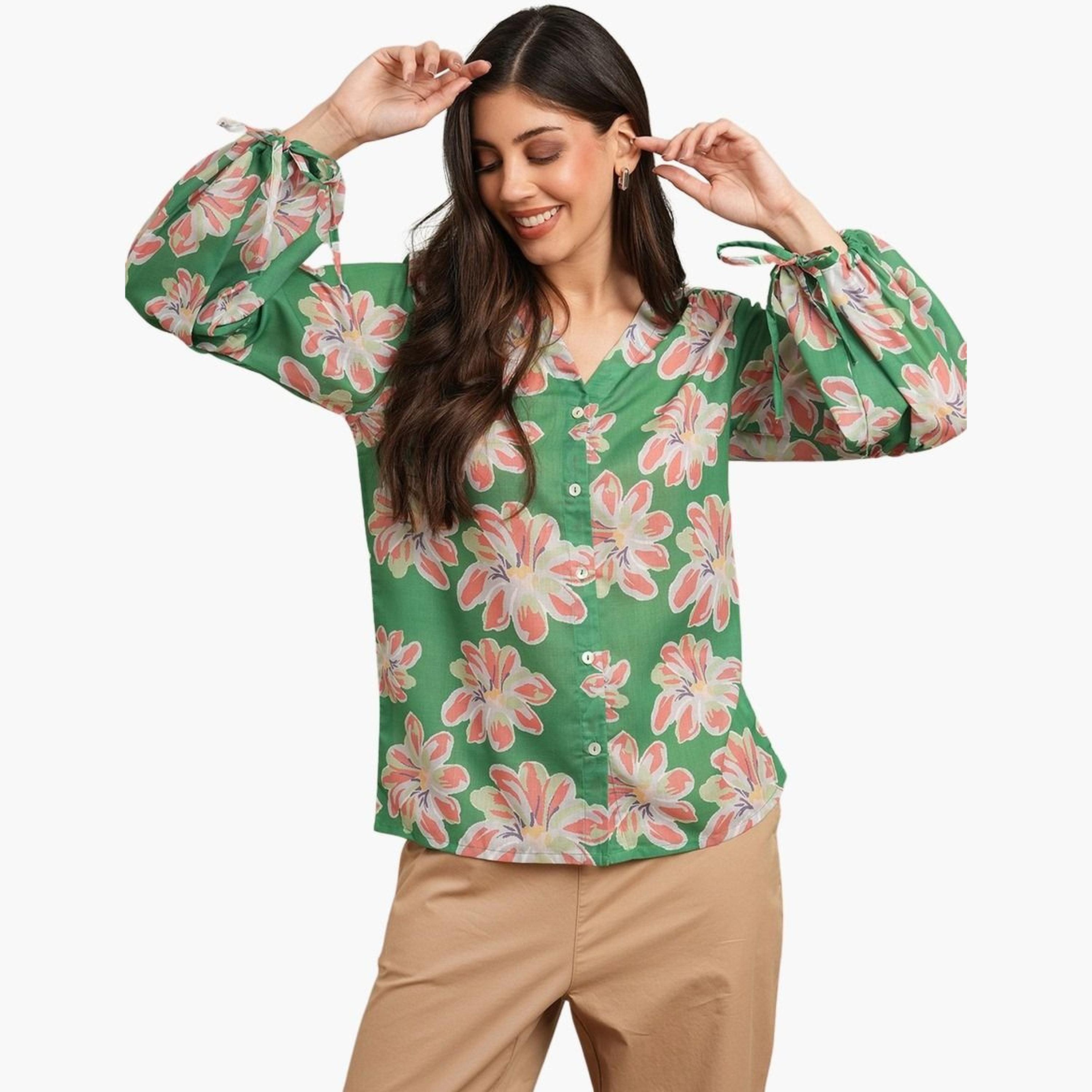 غلوبوس × ستايلي - بلوزة خضراء نقشة زهور وأكمام منفوخة للنساء-women-clothing-tshirts-image-1