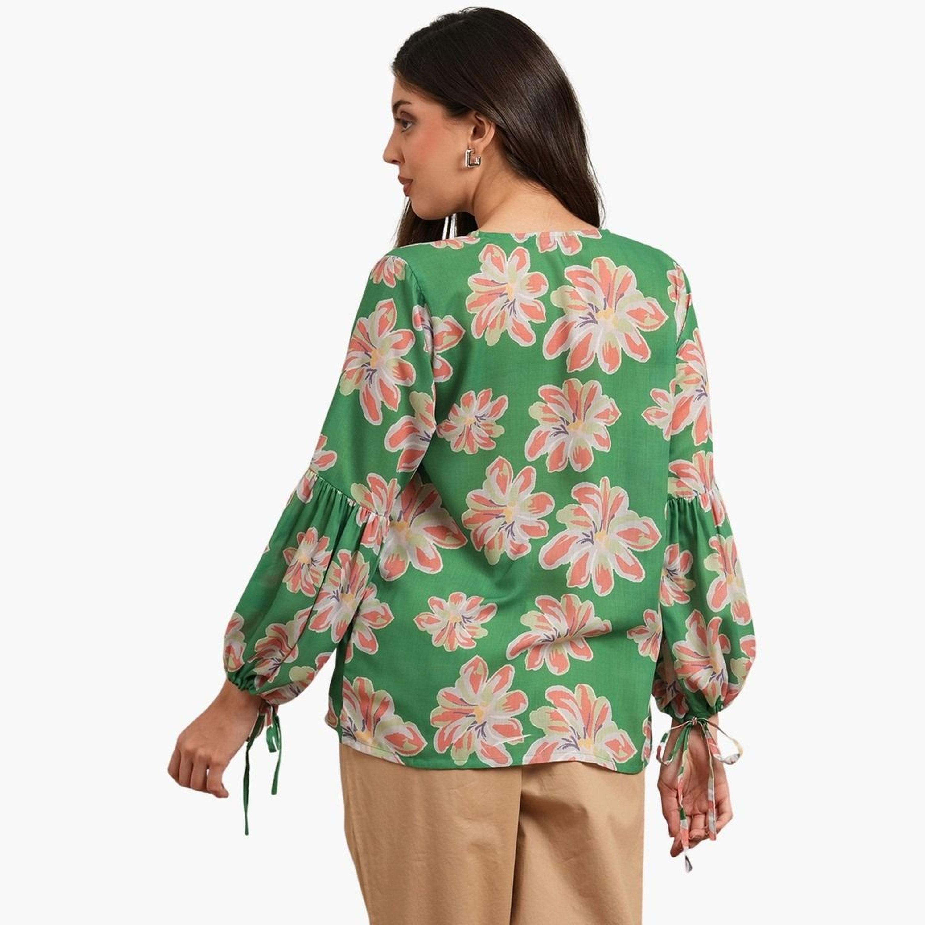 غلوبوس × ستايلي - بلوزة خضراء نقشة زهور وأكمام منفوخة للنساء-women-clothing-tshirts-image-3