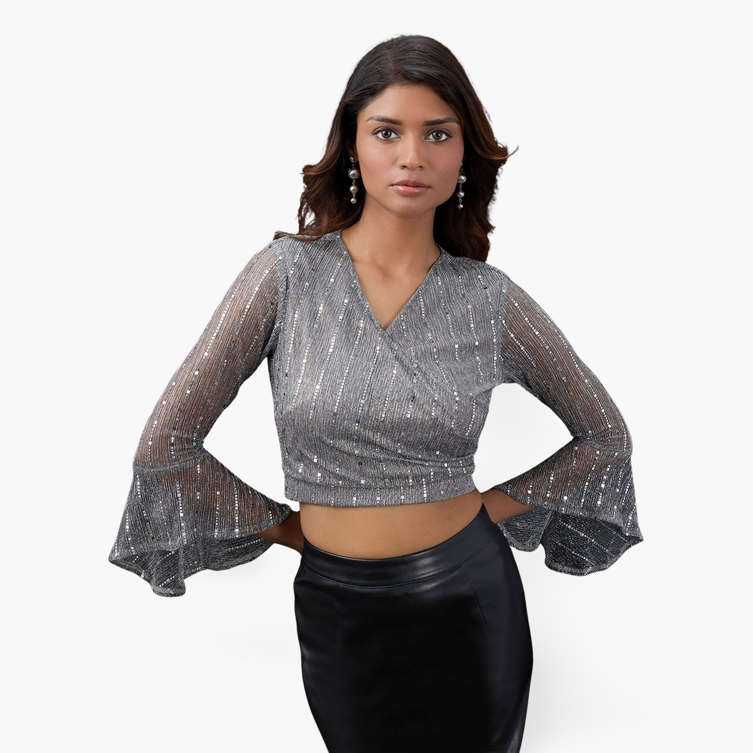 غلوبوص × ستايلي - بلوزة نسائية قصيرة رمادية بأكمام واسعة ومزينة-women-clothing-shirtsandblouses-blouses-image-1