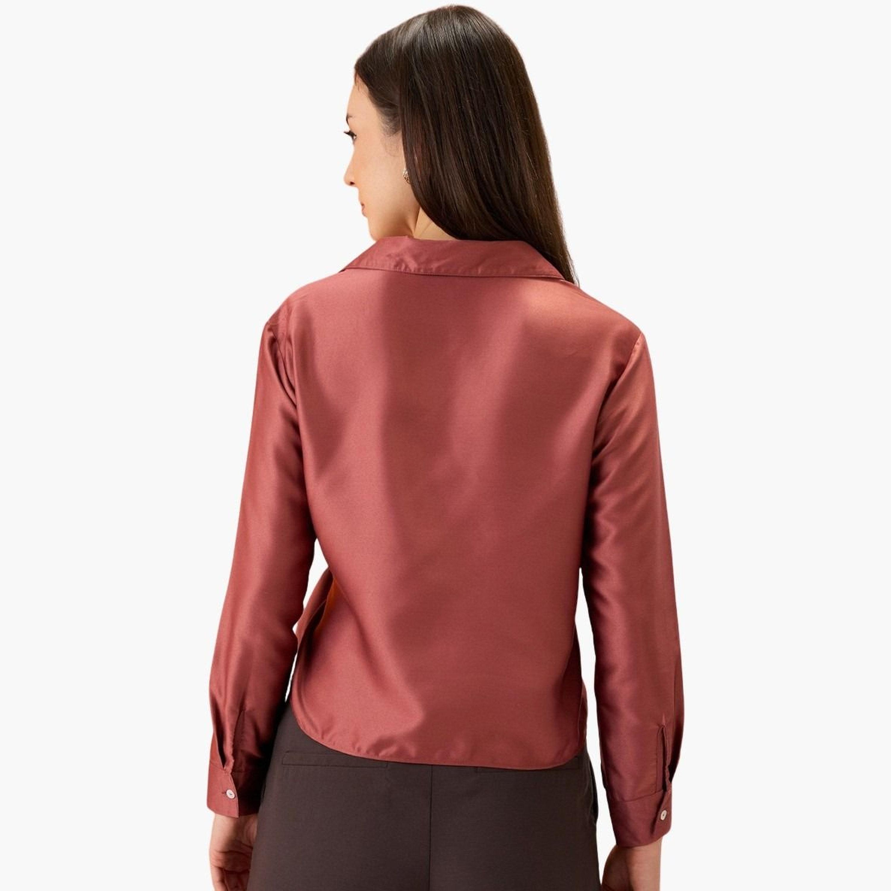 غلوبوس × ستايلي - قميص سادة بياقة قميص وتفاصيل مشبك ملتوي للنساء-women-clothing-shirtsandblouses-shirts-image-3
