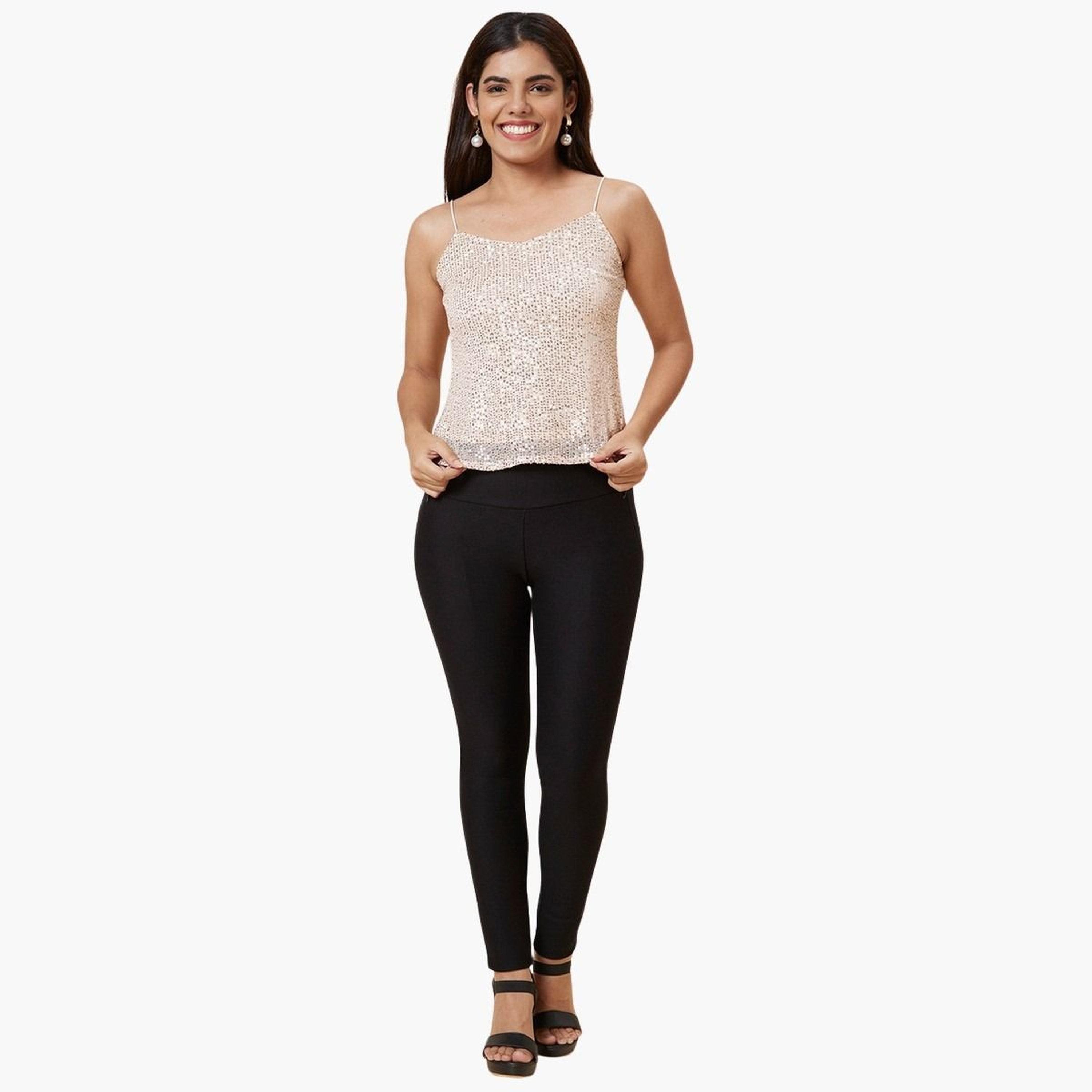 غلوبوس × ستايلي - بلوزة بحمالات مزينة باللون الكريمي للنساء-women-clothing-tshirts-image-6