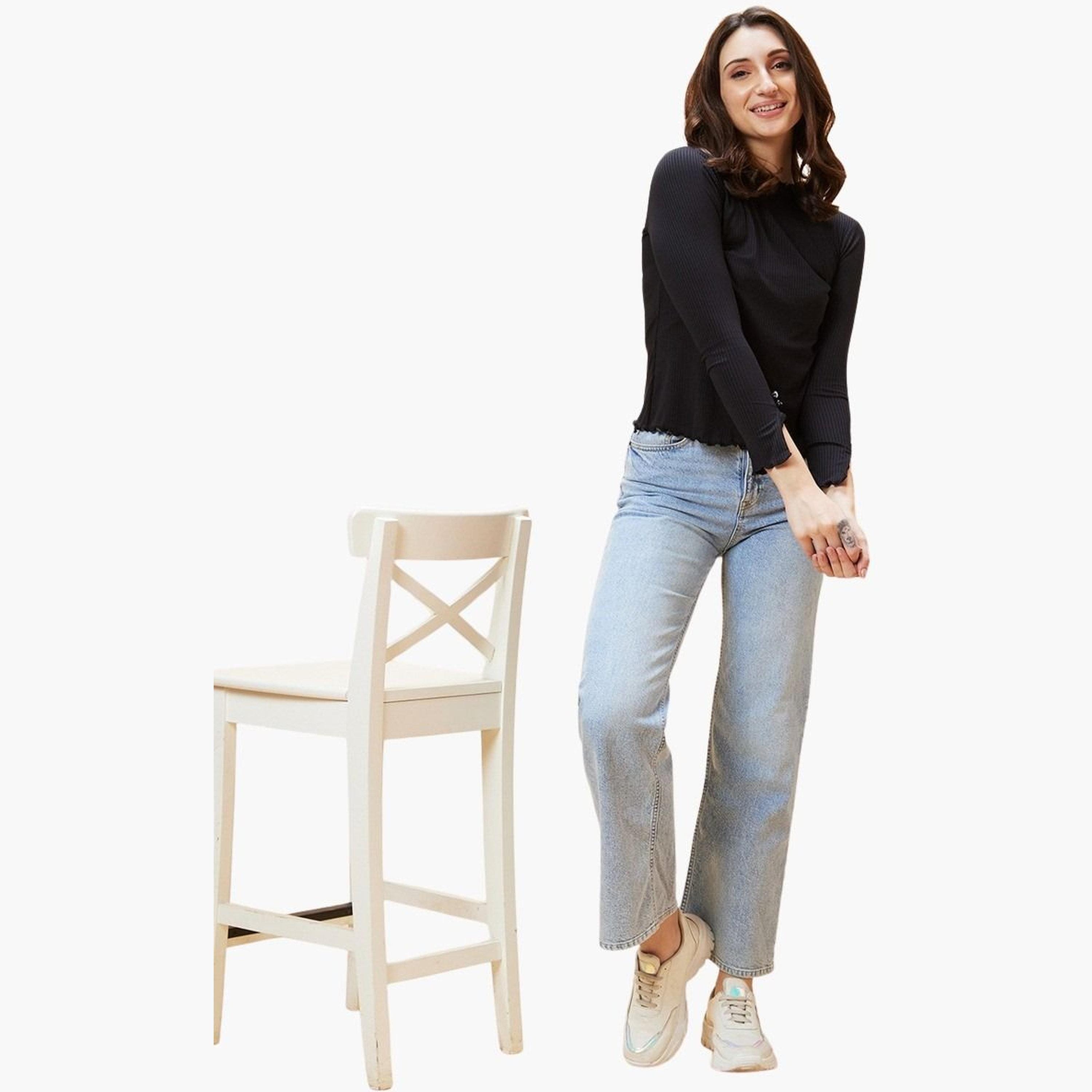 غلوبوس × ستايلي - الجزء العلوي من حافة الخس المضلعة باللون الأسود للنساء-women-clothing-tshirts-image-2