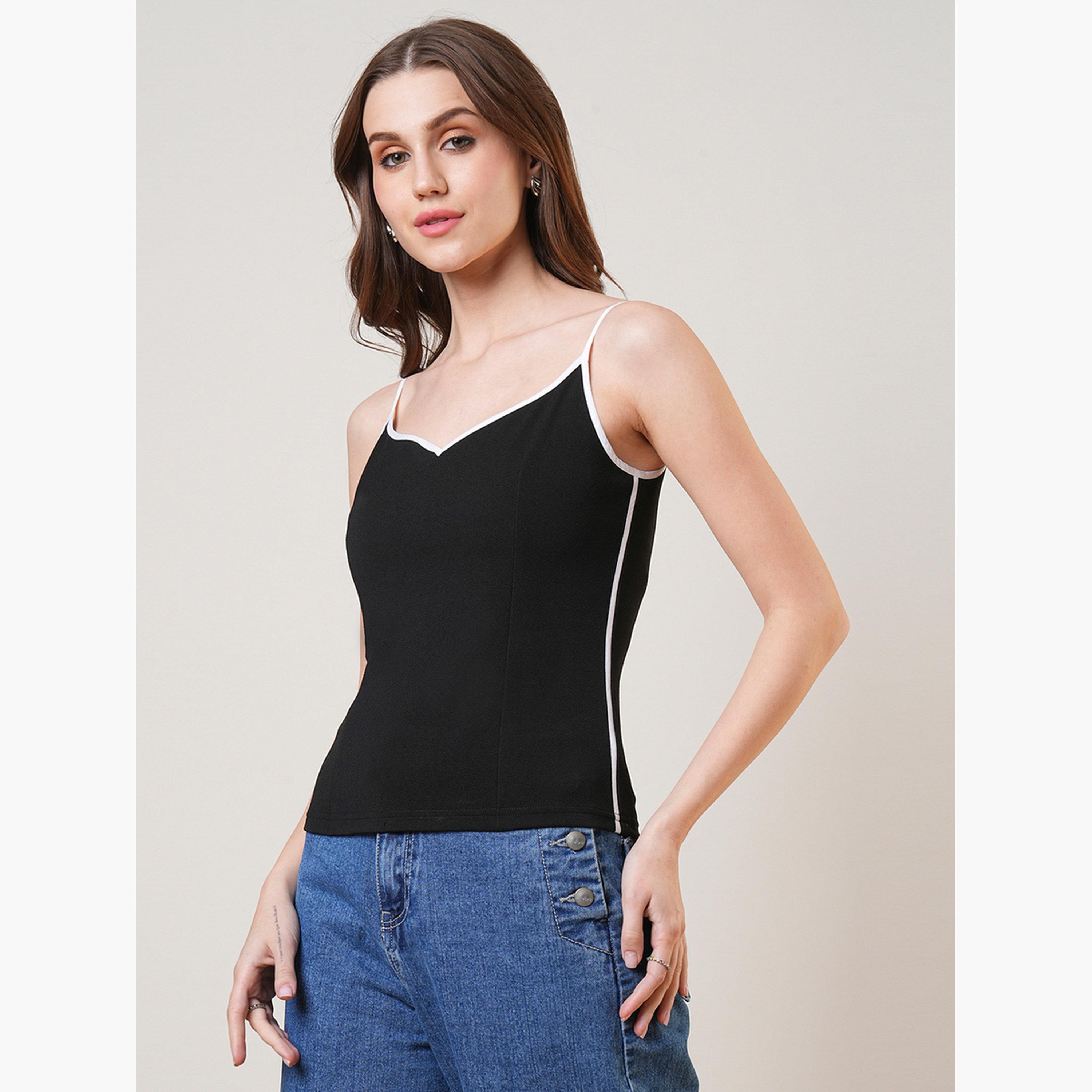 غلوبوص × ستايلي - بلوزة نسائية سوداء برقبة على شكل قلب وحمالات-women-clothing-tshirts-image-3