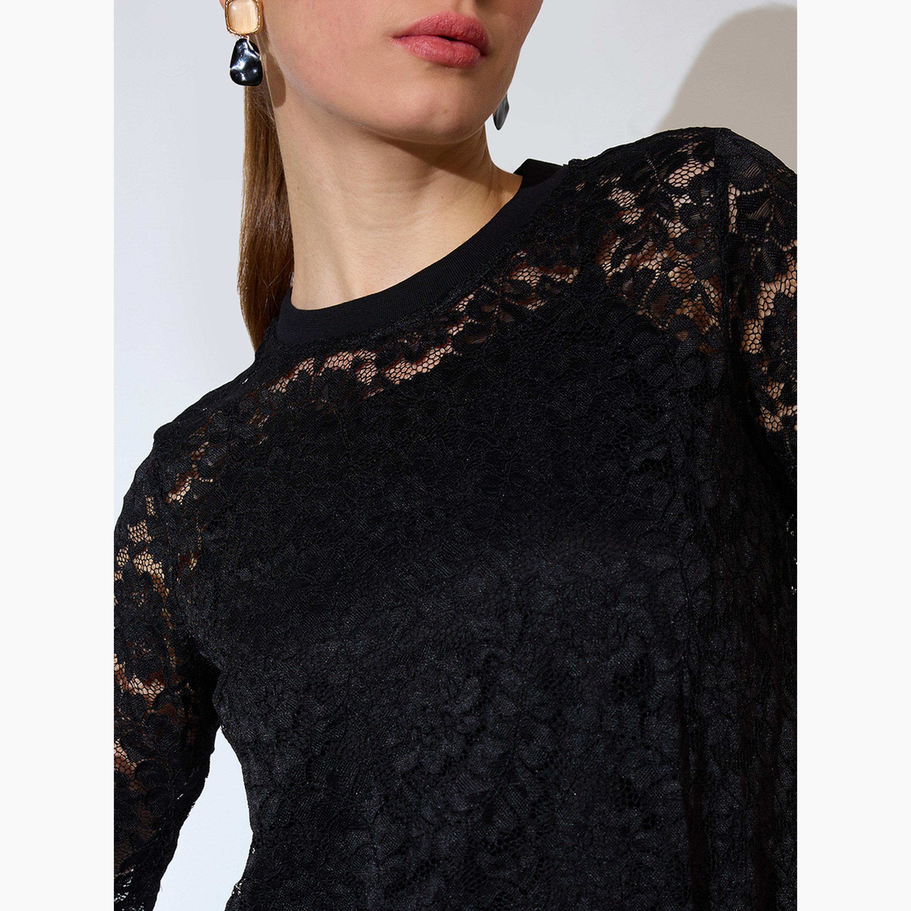 غلوبوس × ستايلي - بلوزة دانتيل زهرية برقبة دائرية باللون الأسود للنساء-women-clothing-tshirts-image-4